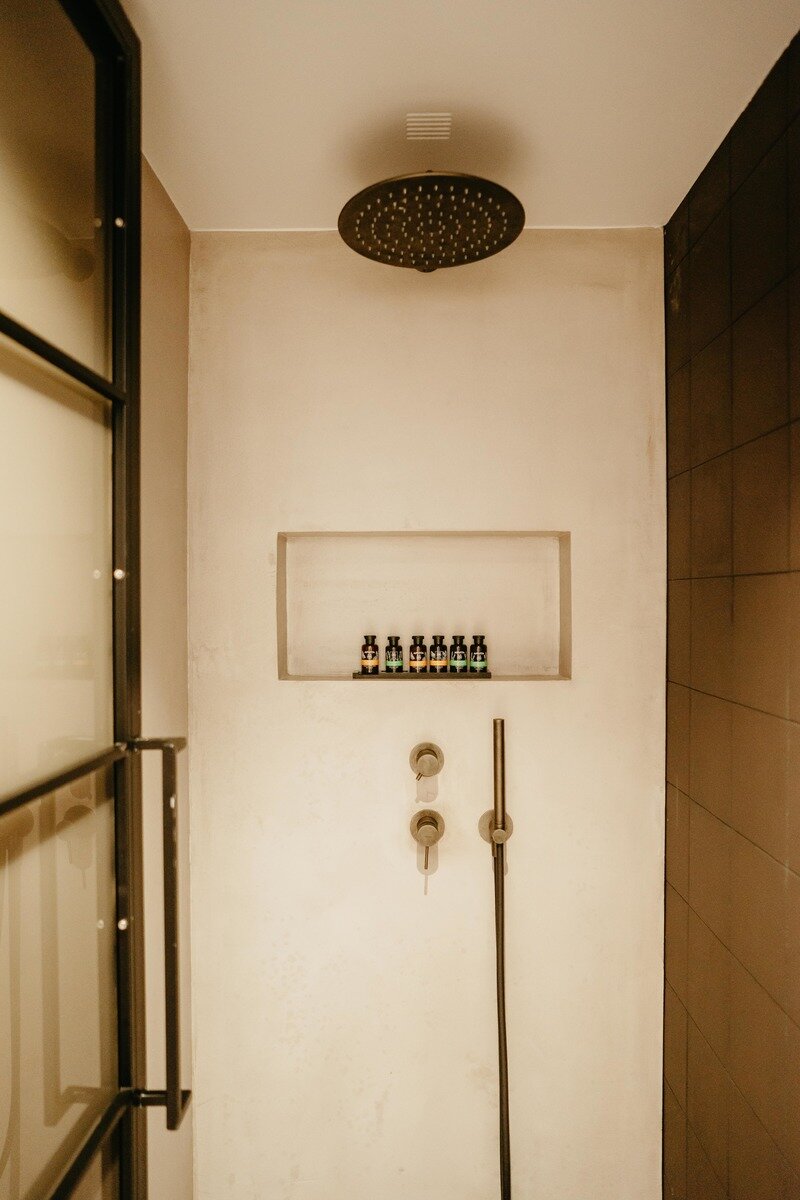 Wohnbeispiel 2 bedroom family maisonette with private pool
