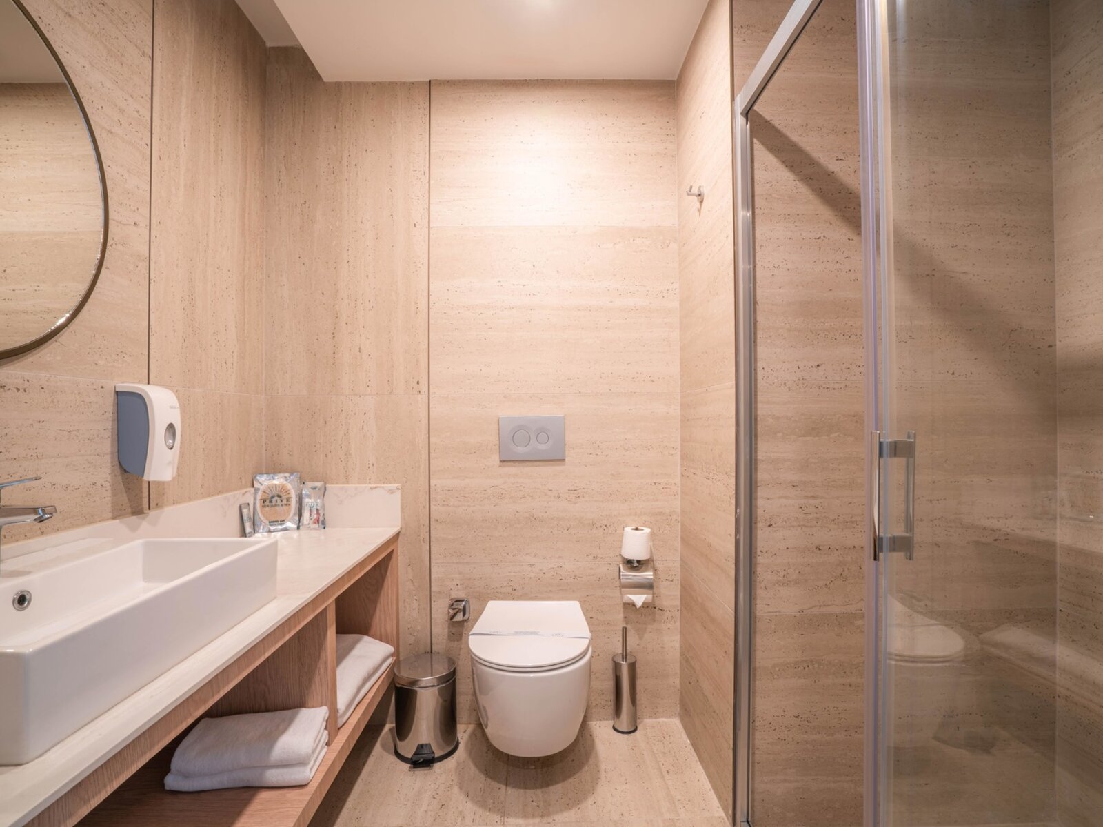 Wohnbeispiel Suite Room
