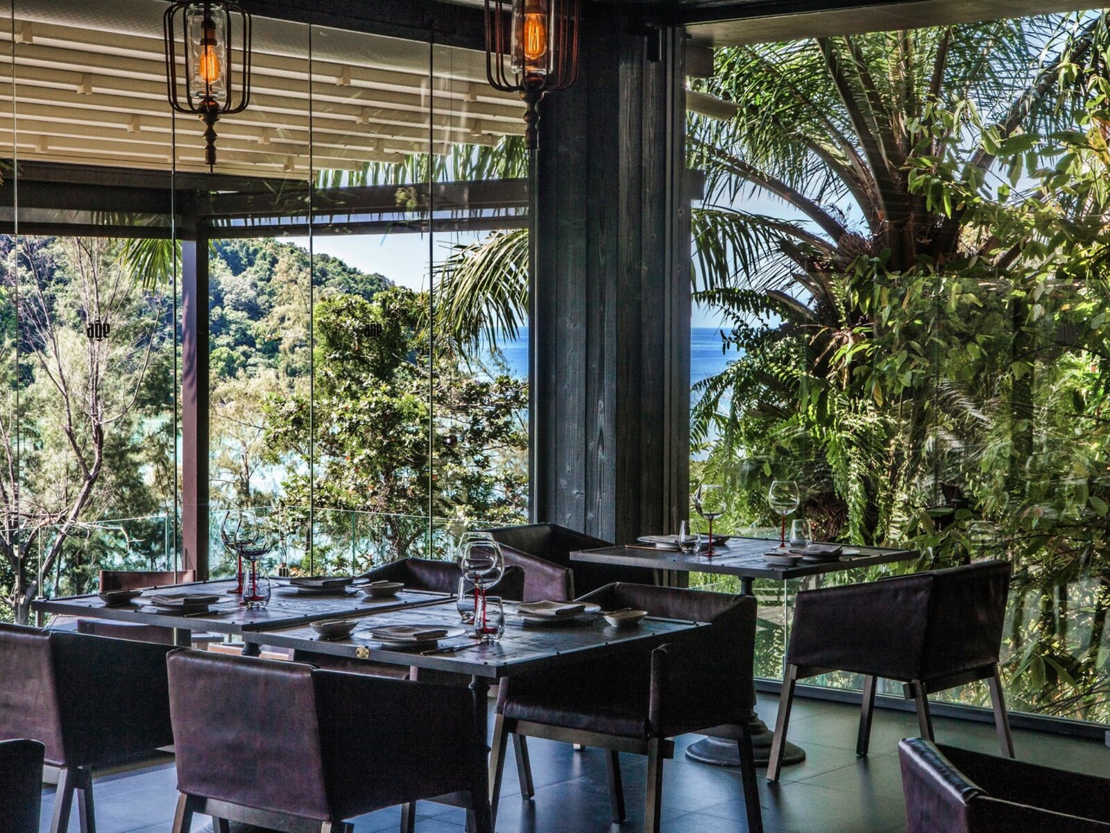 AGE Restaurant
