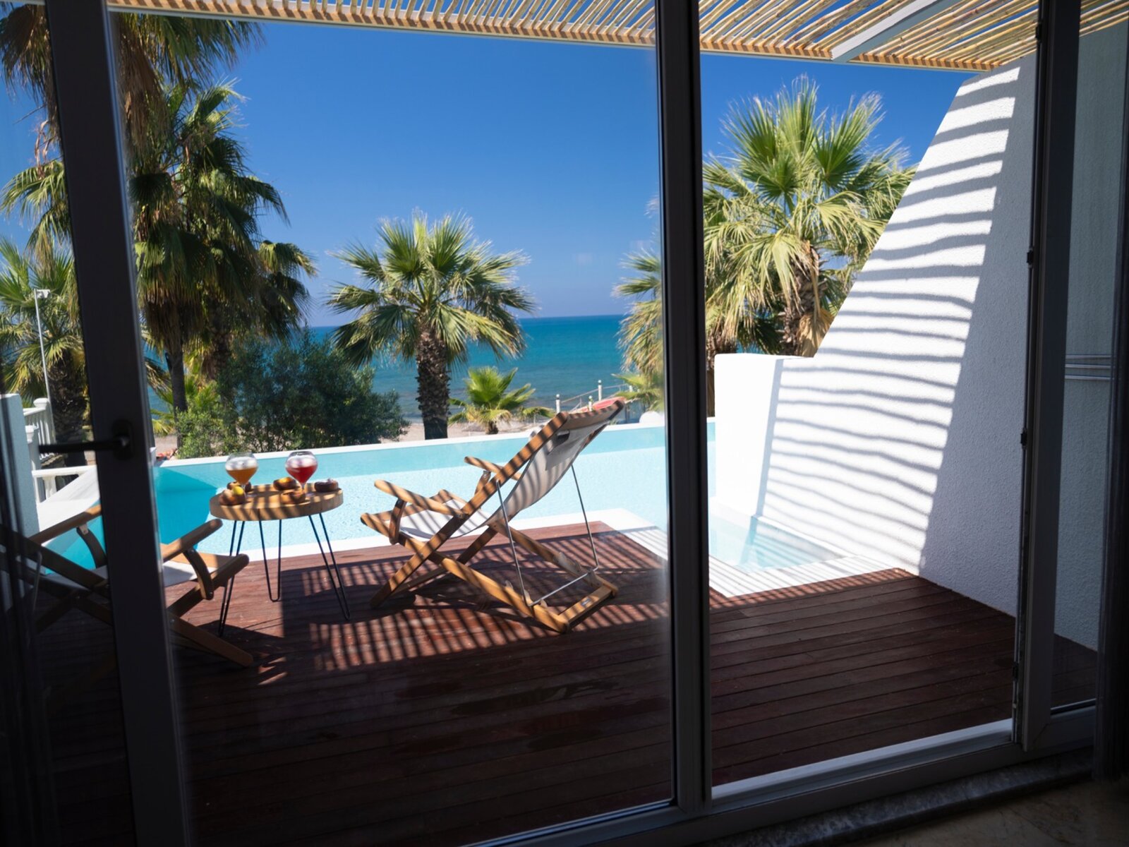 Wohnbeispiel Swim-up Sea View