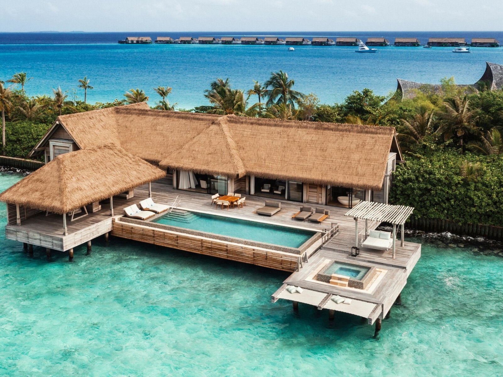 Wohnbeispiel Two Bedroom Reef Villa with Pool