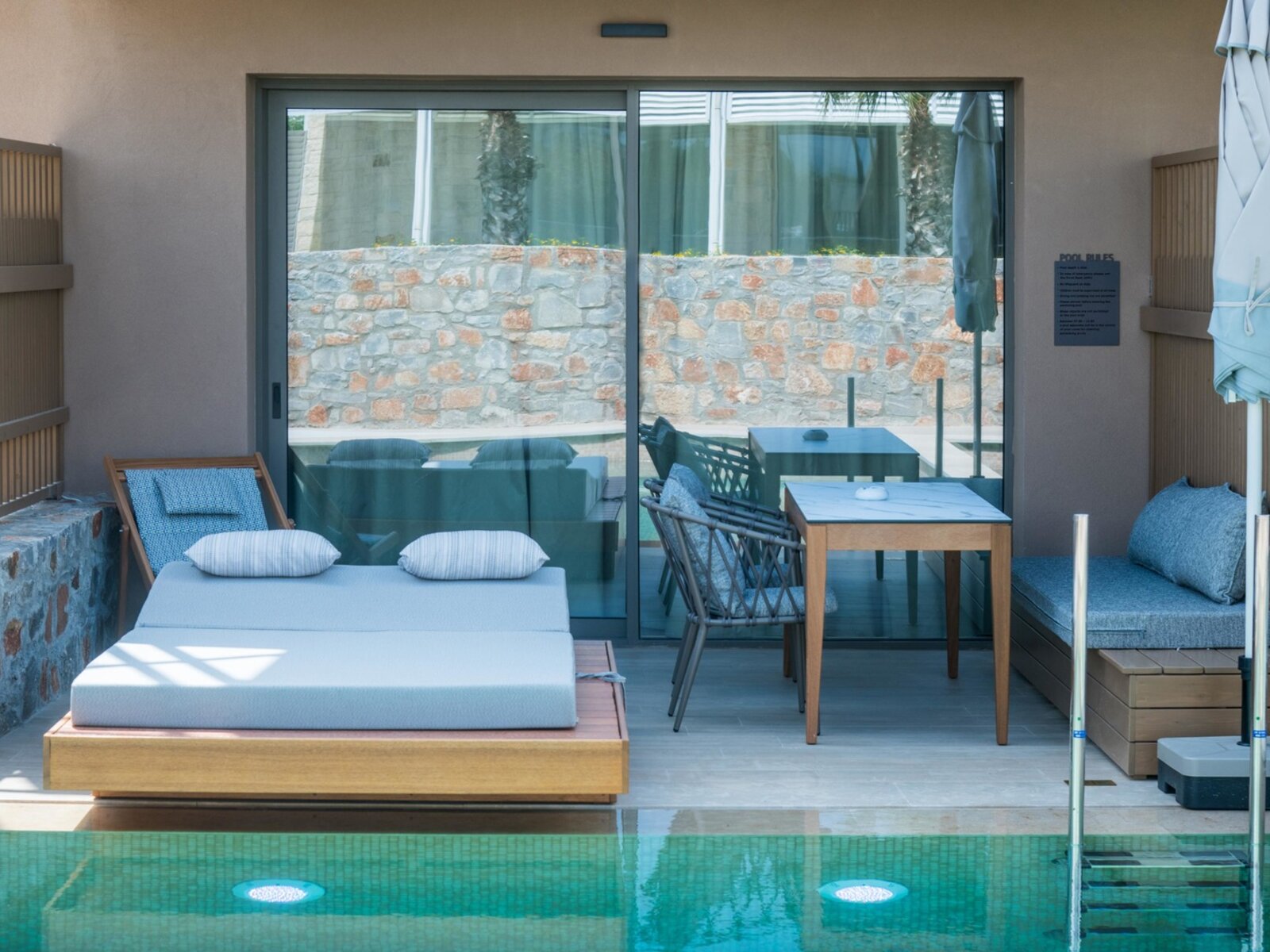 Wohnbeispiel Double Private Pool