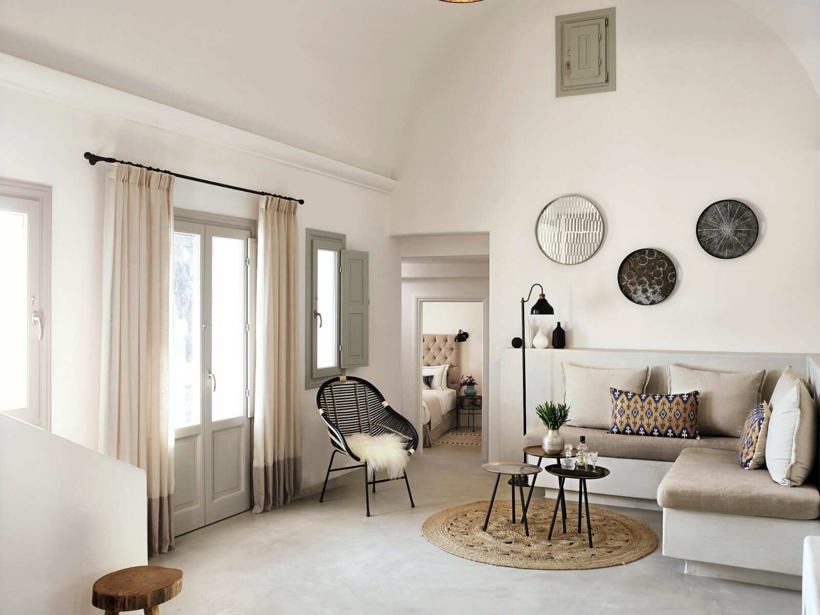Wohnbeispiel Two Bedroom Sunset  Sea View Suite with pool