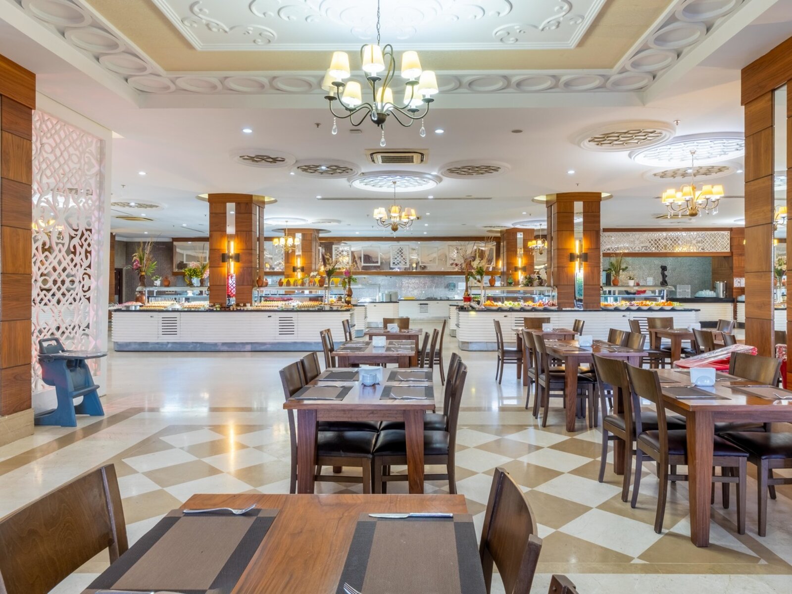 RIVER RESTAURANT