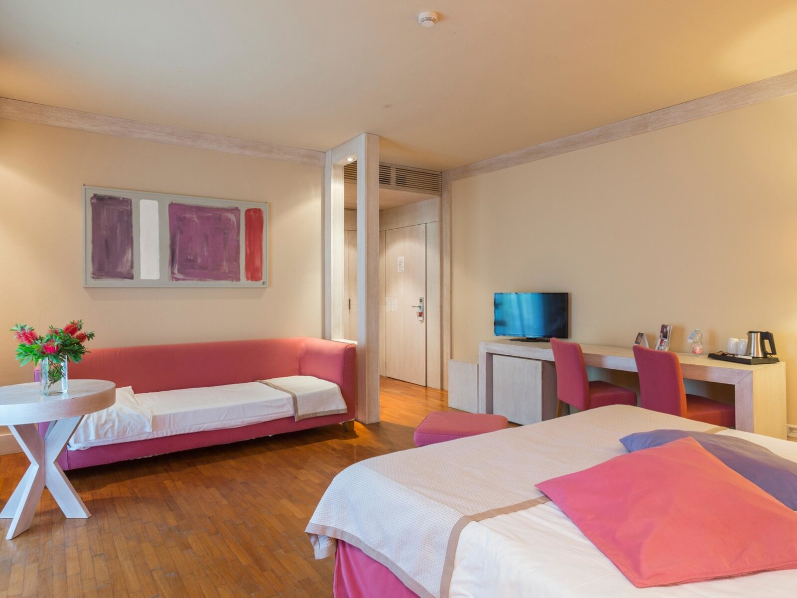 Wohnbeispiel Triple Deluxe with Balcony