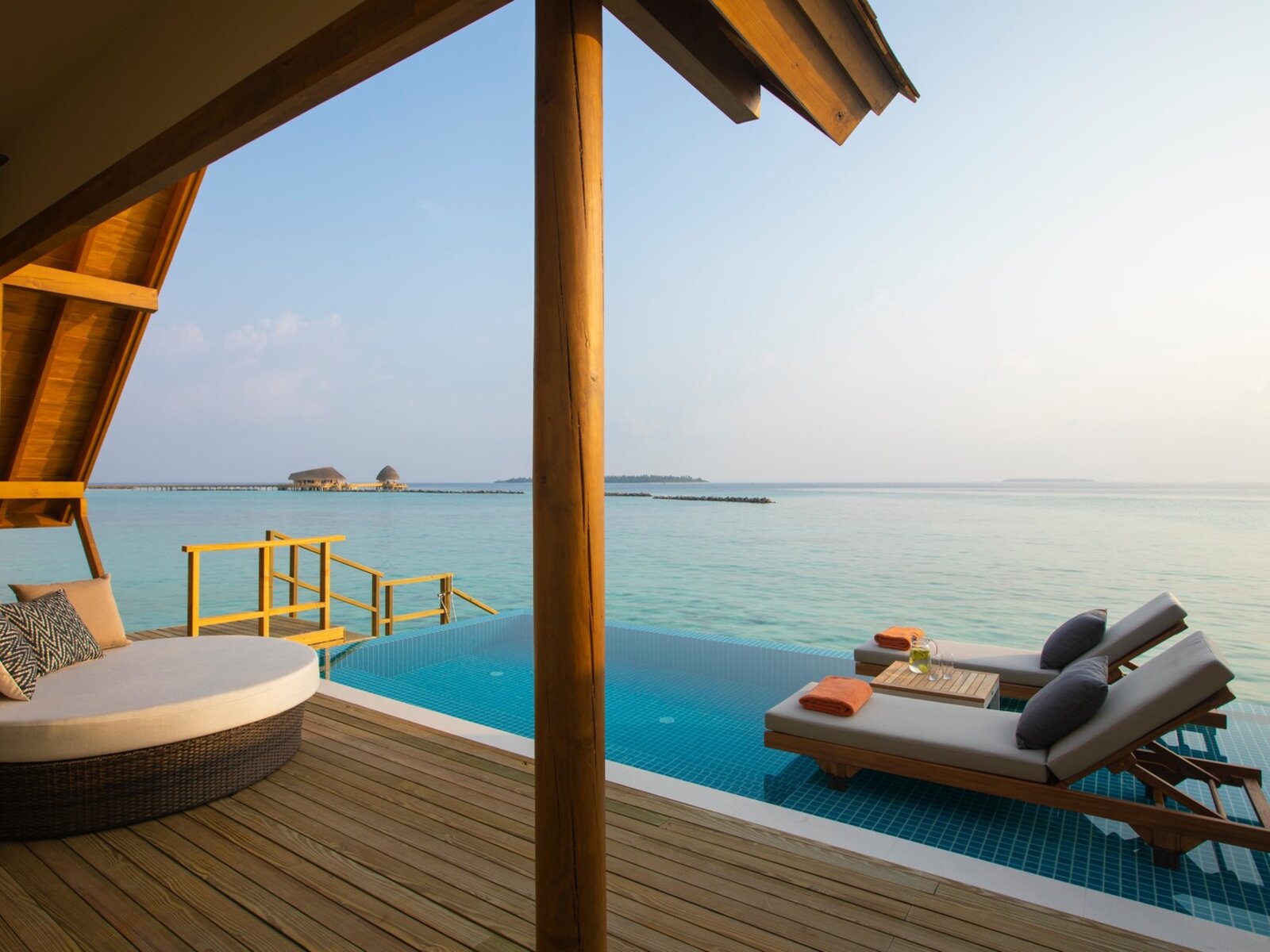 Wohnbeispiel Water Villa with Pool