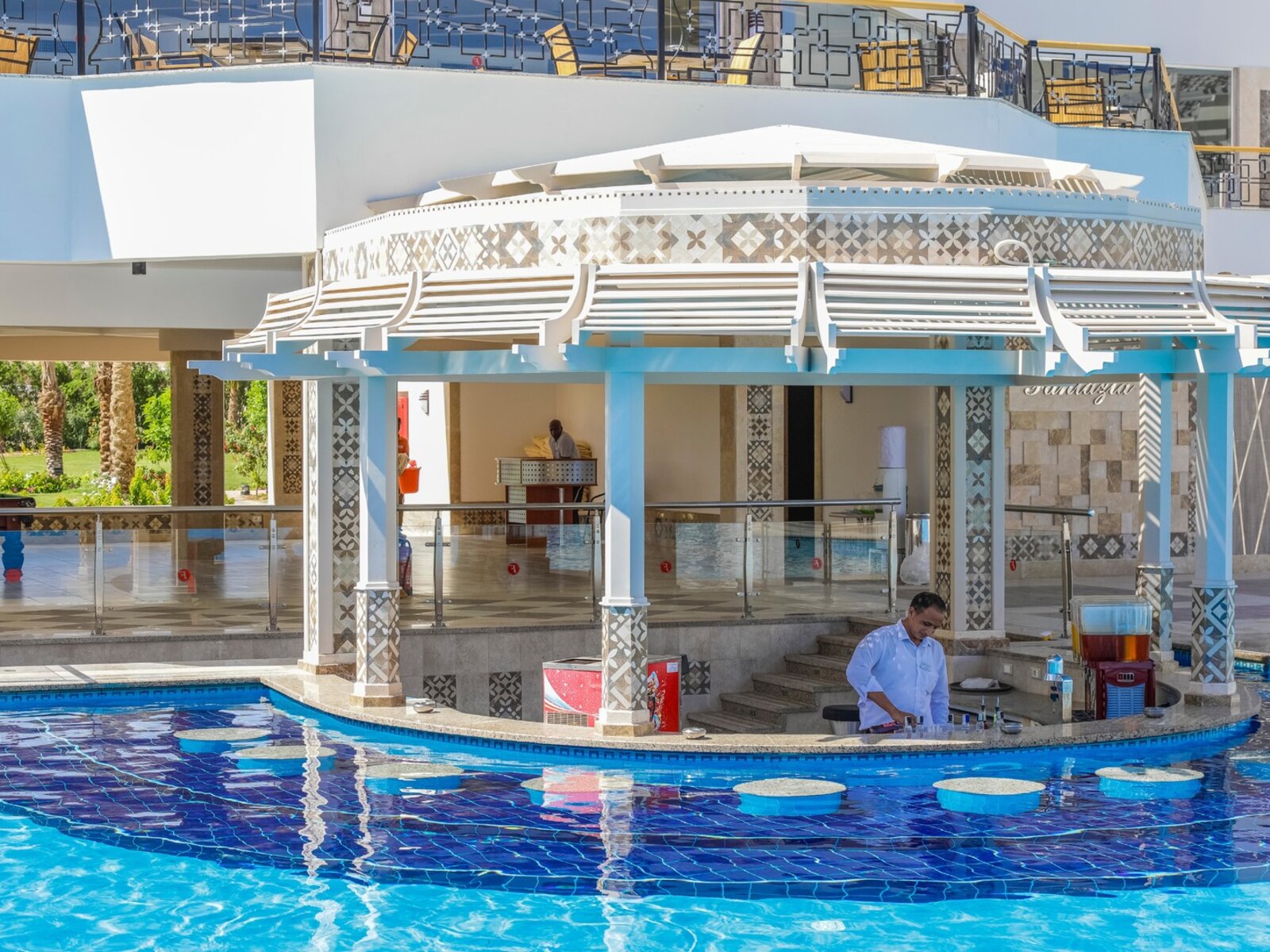 Diamond Pool Bar only for Diamond room