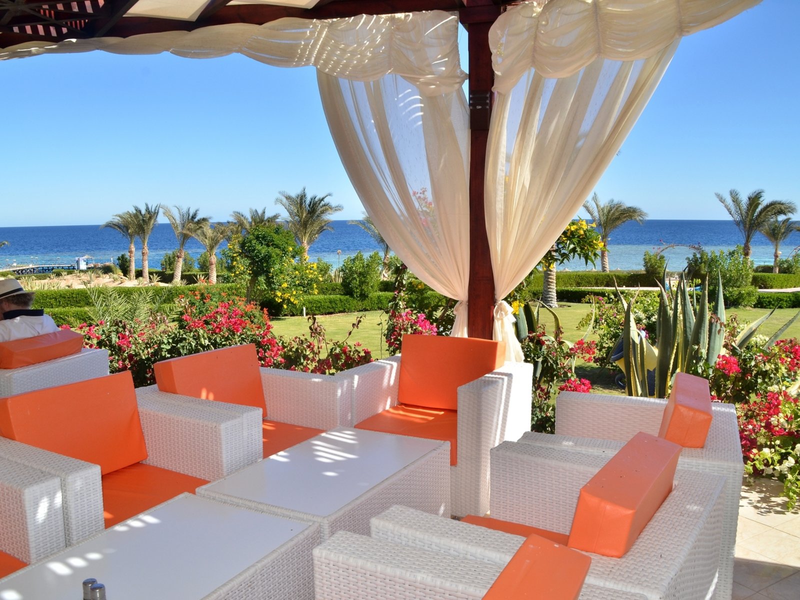 Gazebo Bar