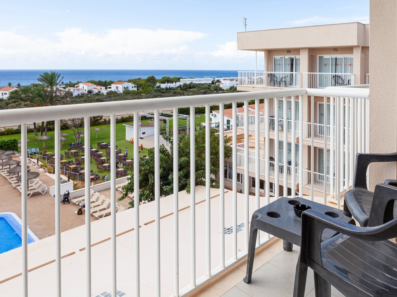 Wohnbeispiel Double Room partial sea view