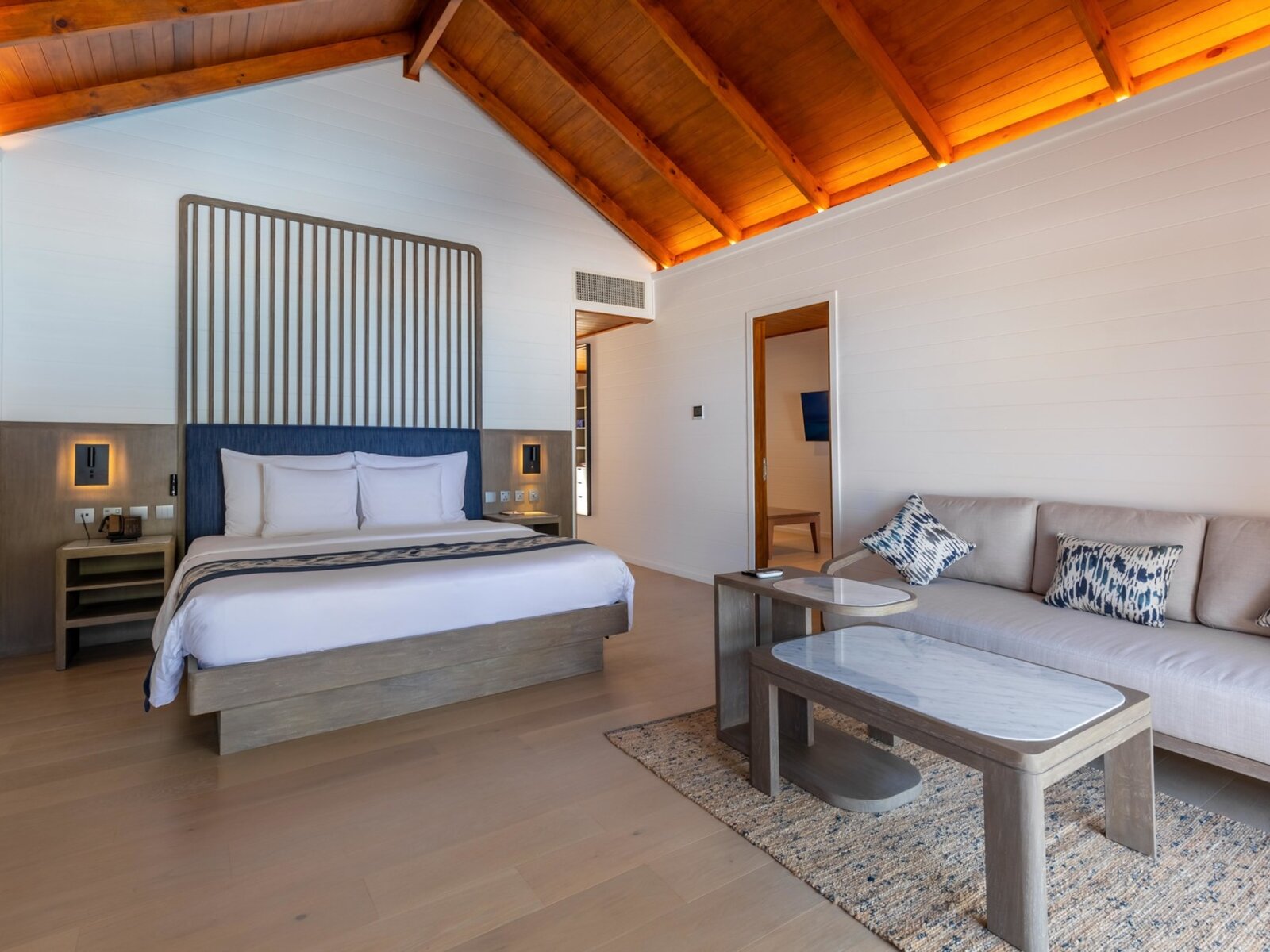 Wohnbeispiel Two Bedroom Beach Pool Villa