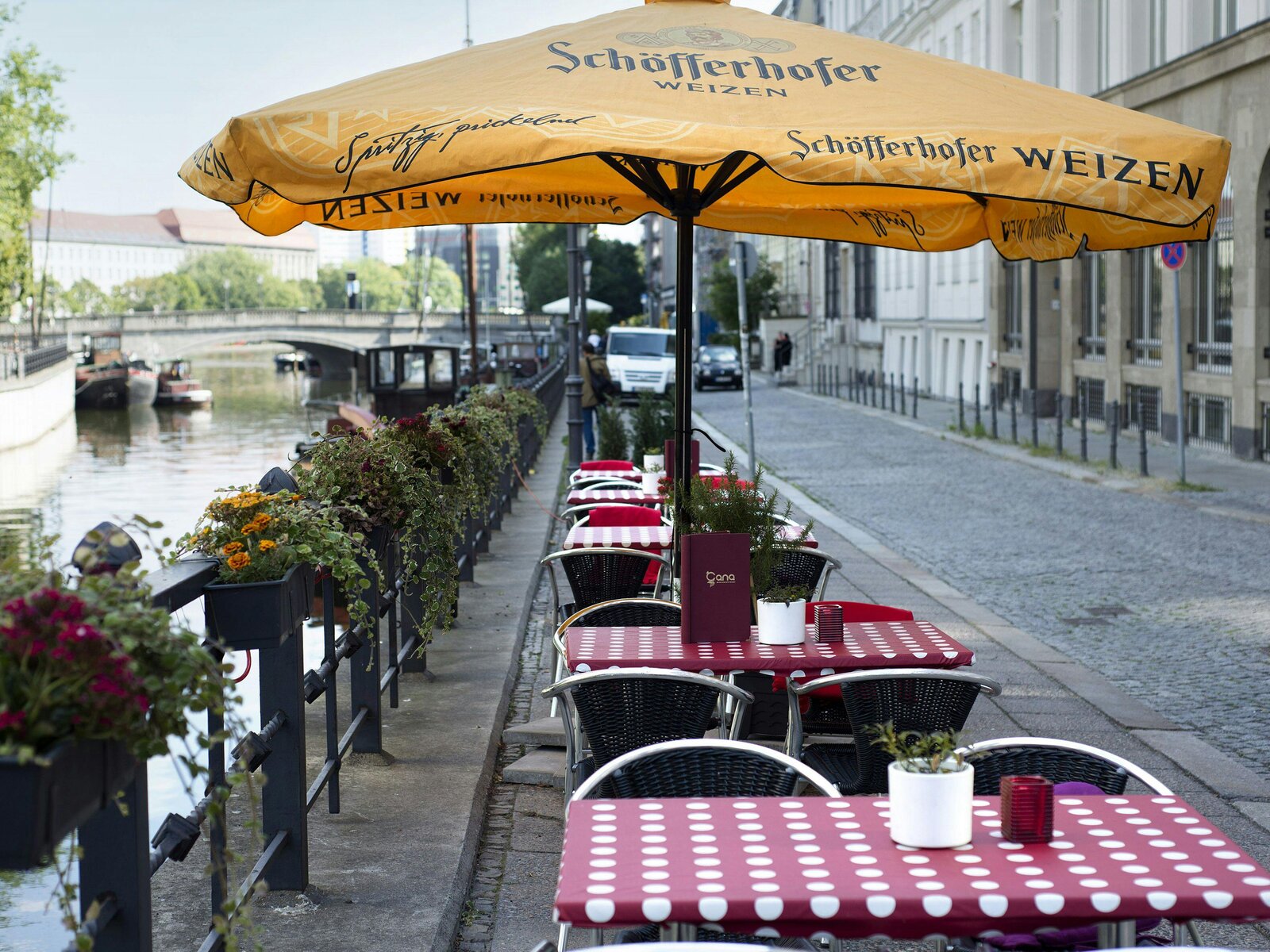 Essen und Trinken