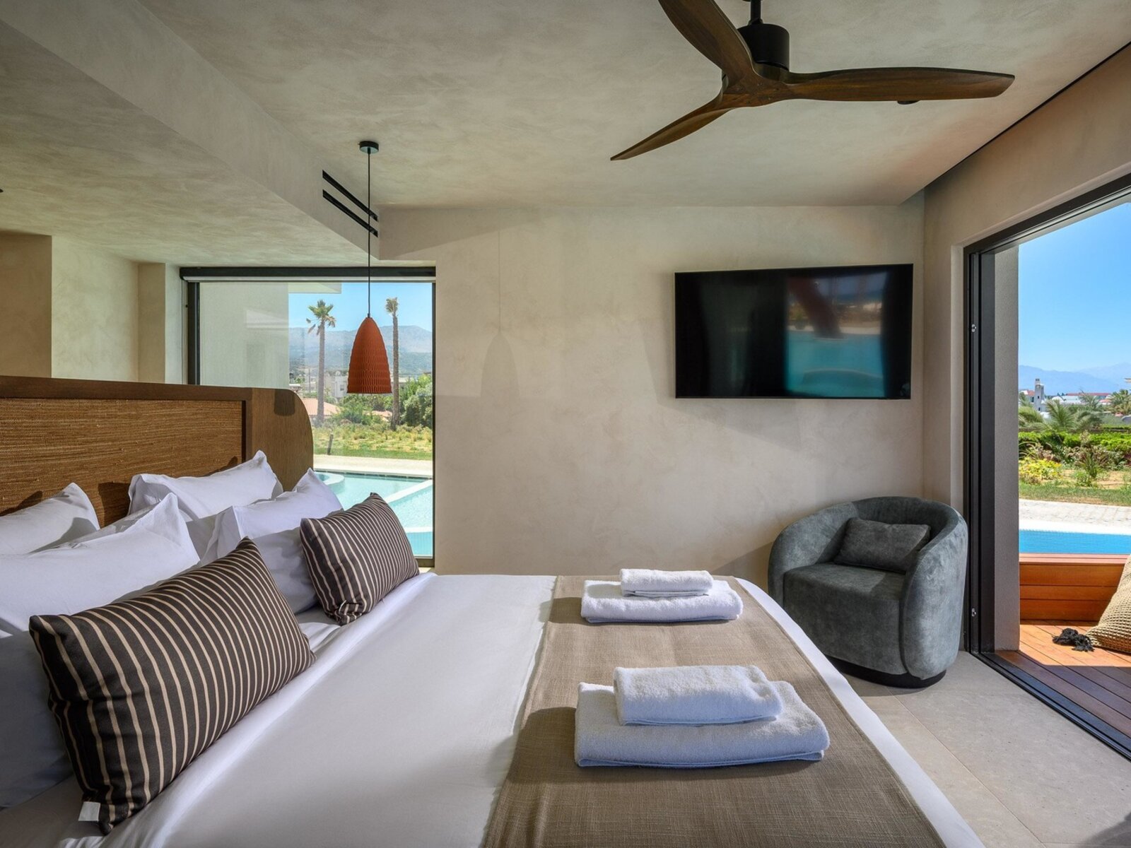 Wohnbeispiel Deluxe Suite Private pool