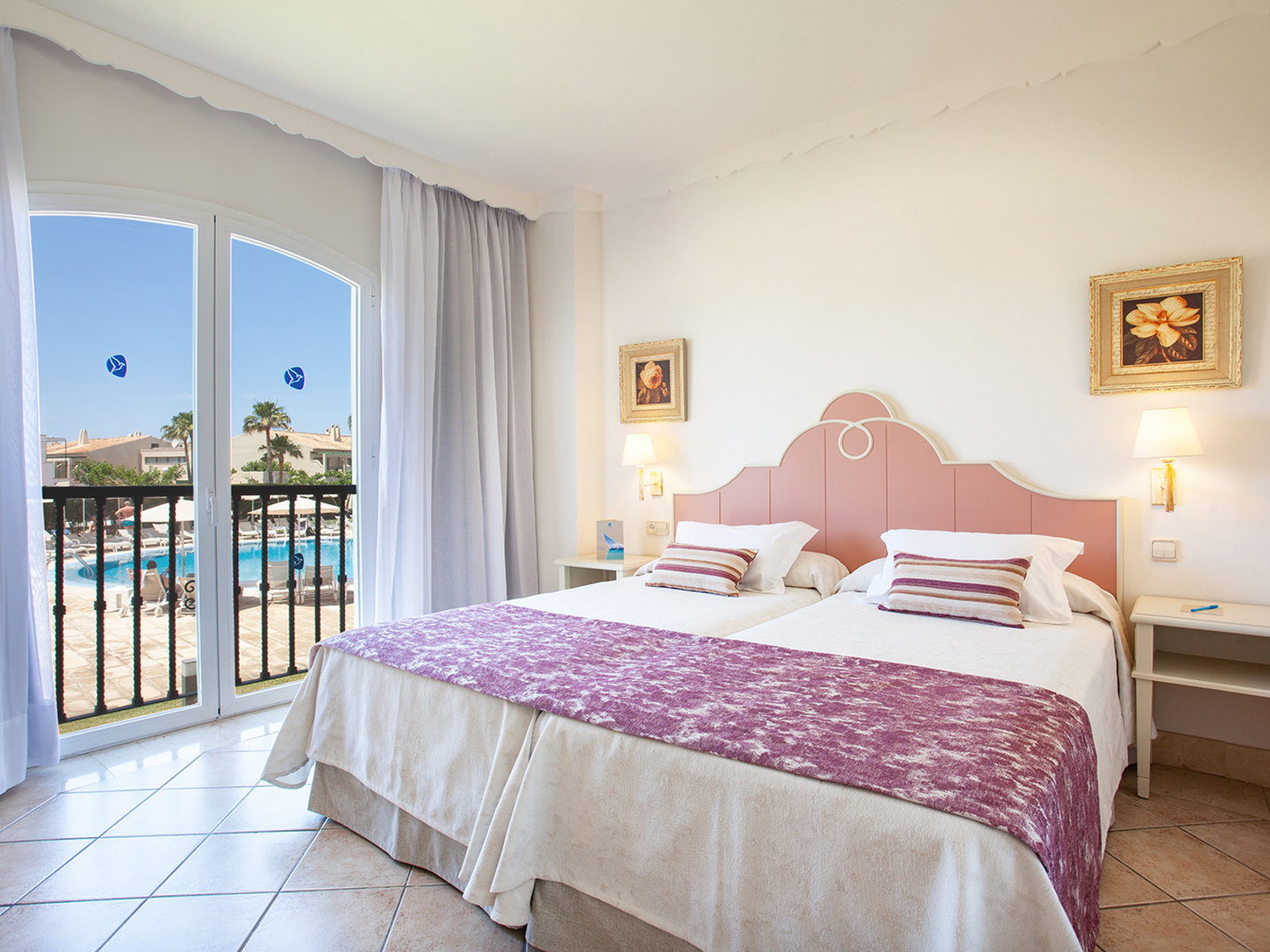 Wohnbeispiel Suite Pool View