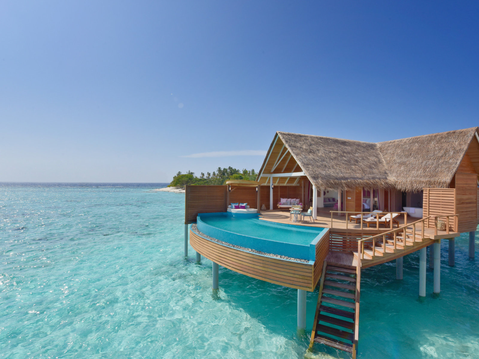 Wohnbeispiel Water Villa with Private Pool