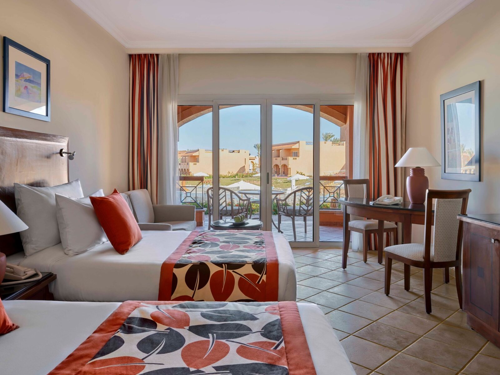 Wohnbeispiel Superior Pool View room