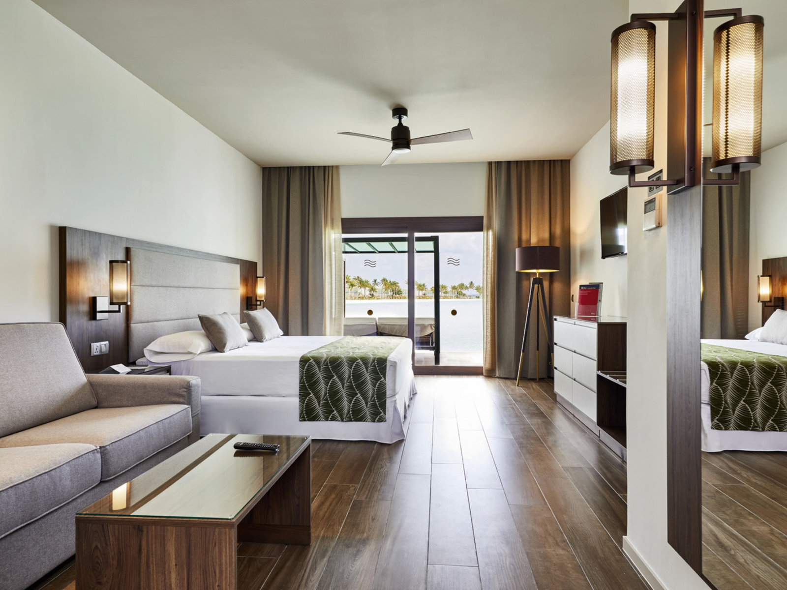 Wohnbeispiel Overwater Junior Suite