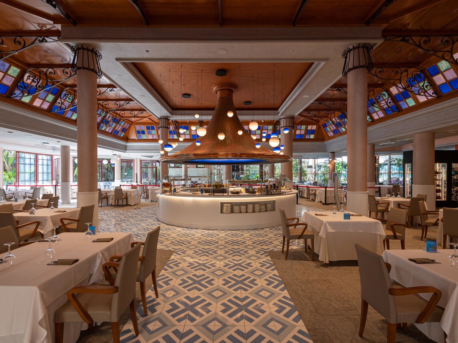 Tamarona Buffet