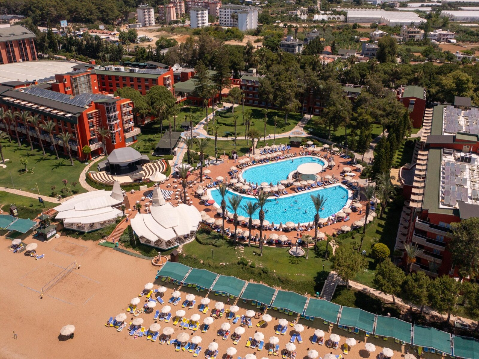 MAIN POOL