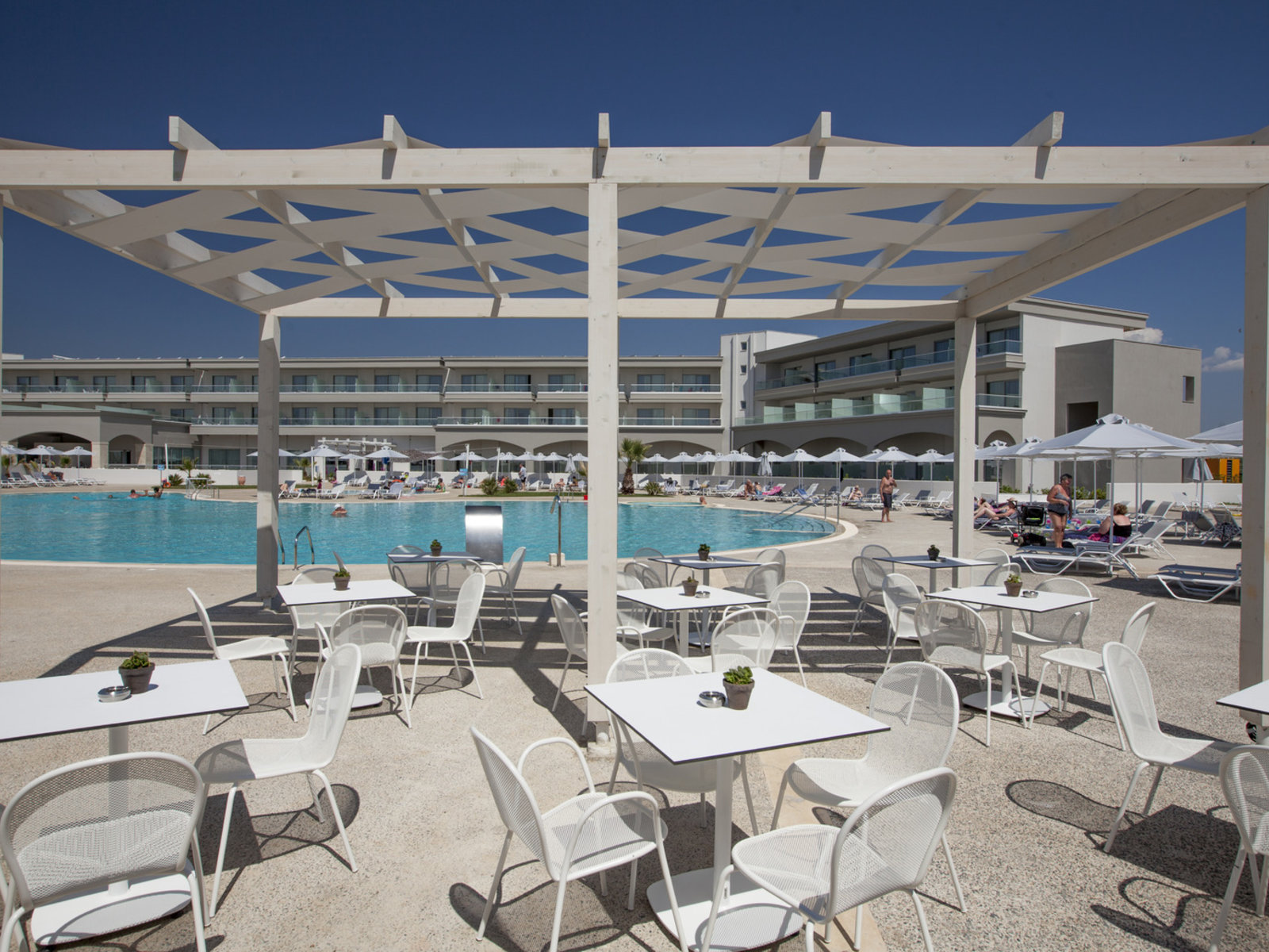 Thalassa Pool Bar