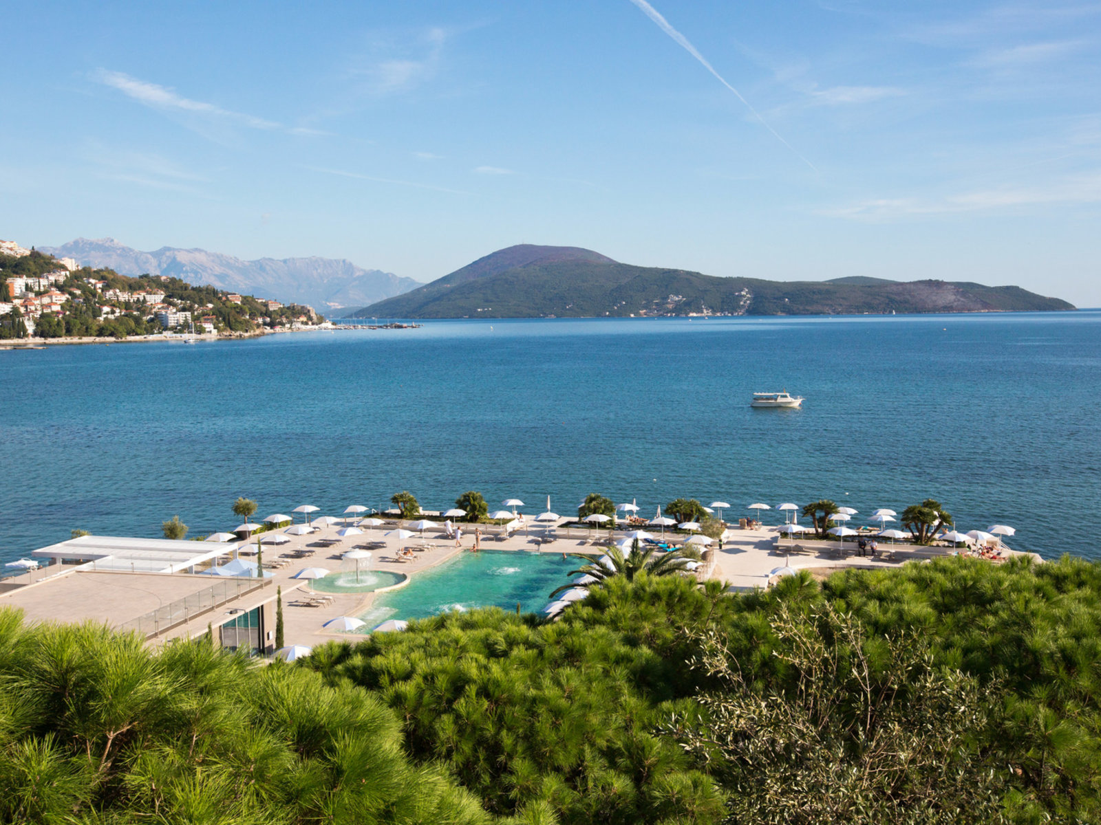 Hotel beach