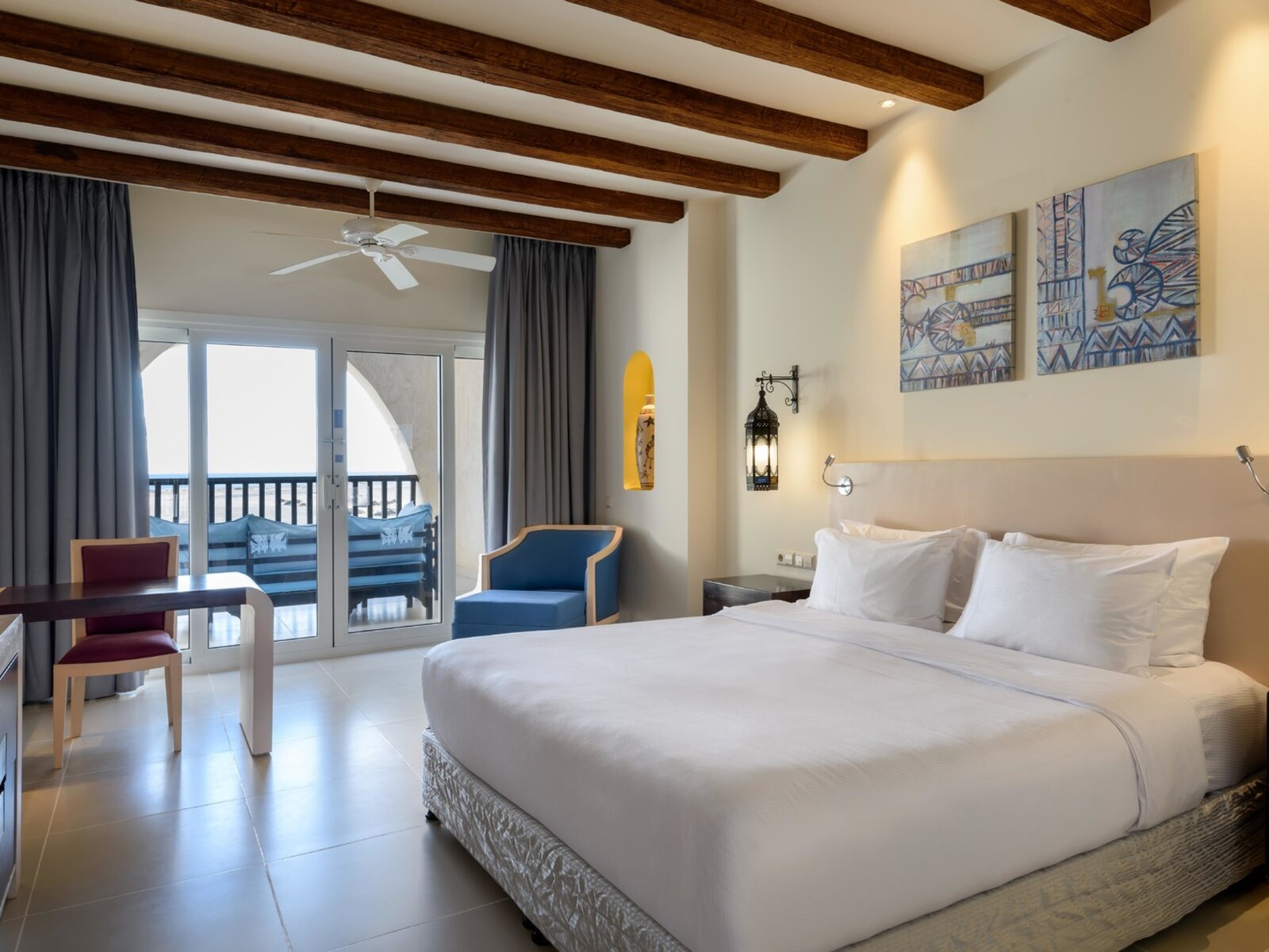 Wohnbeispiel Standard Sea View room