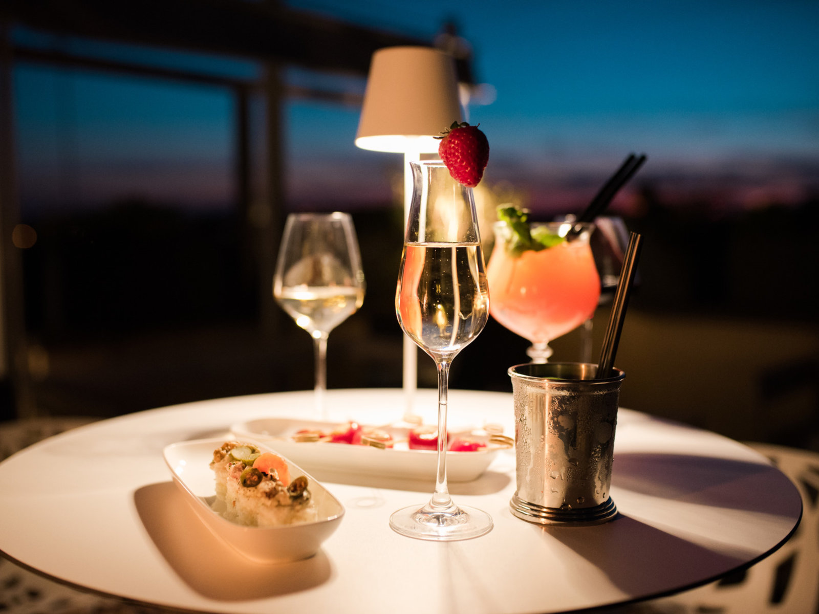 TIZIANO TERRACE ROOFTOP & COCKTAIL BAR