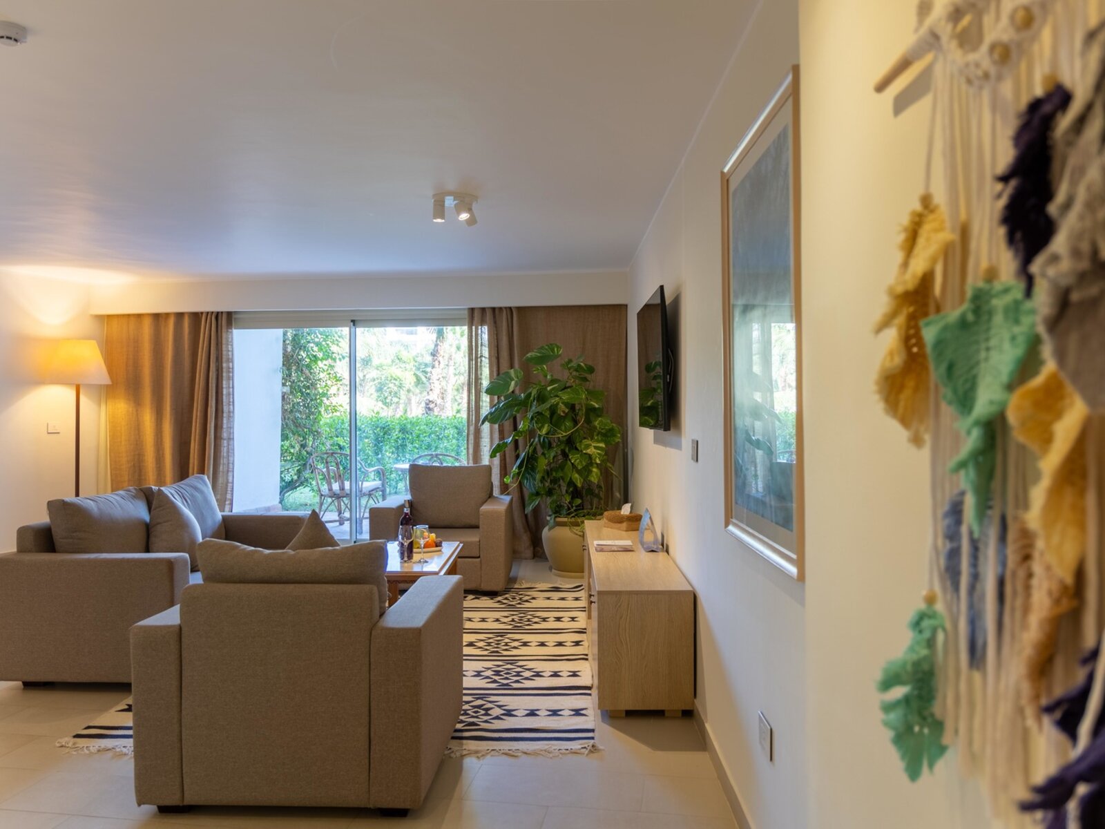 Elite Suite