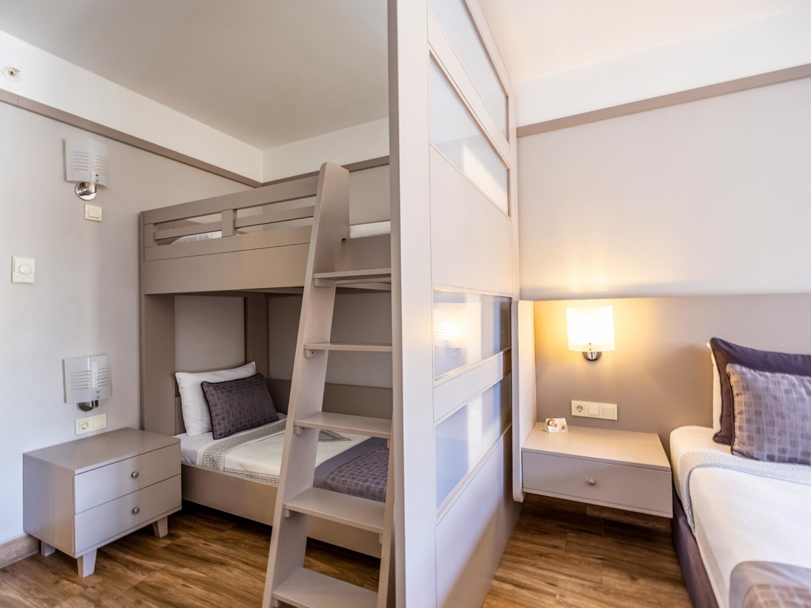Wohnbeispiel Family Room with Bunkbed