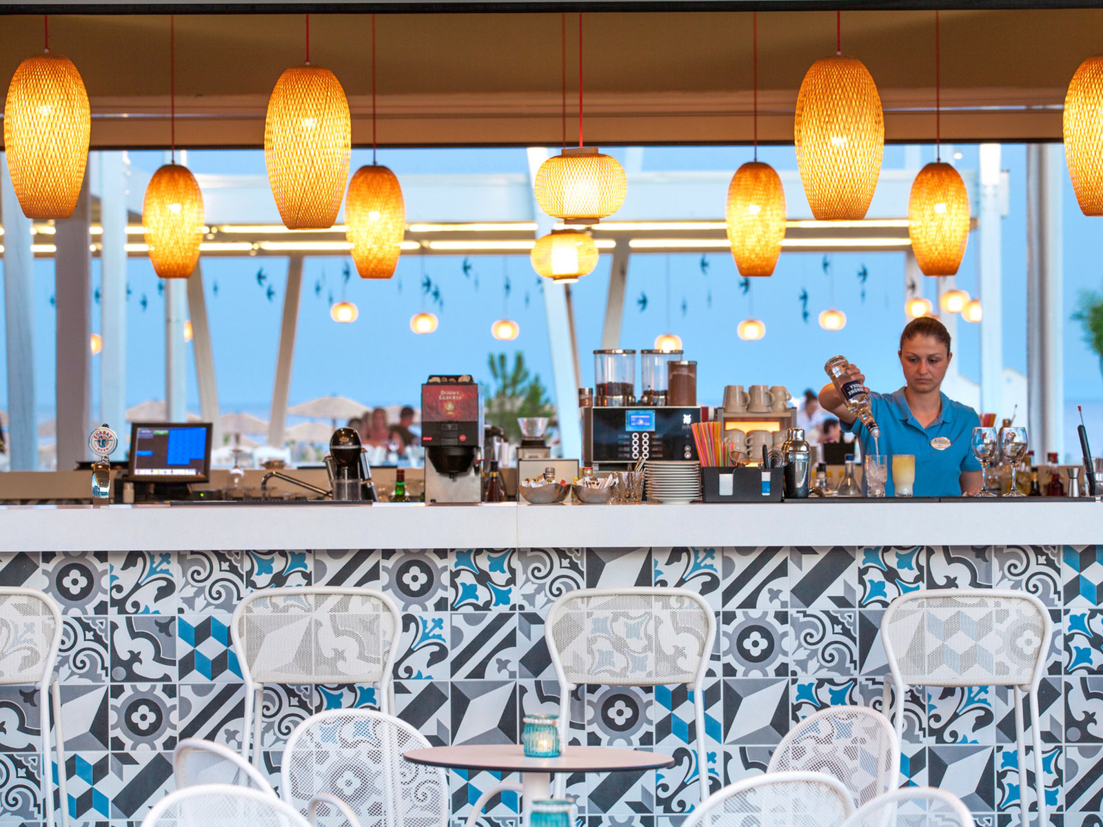 Mylos Pool & Beach Bar