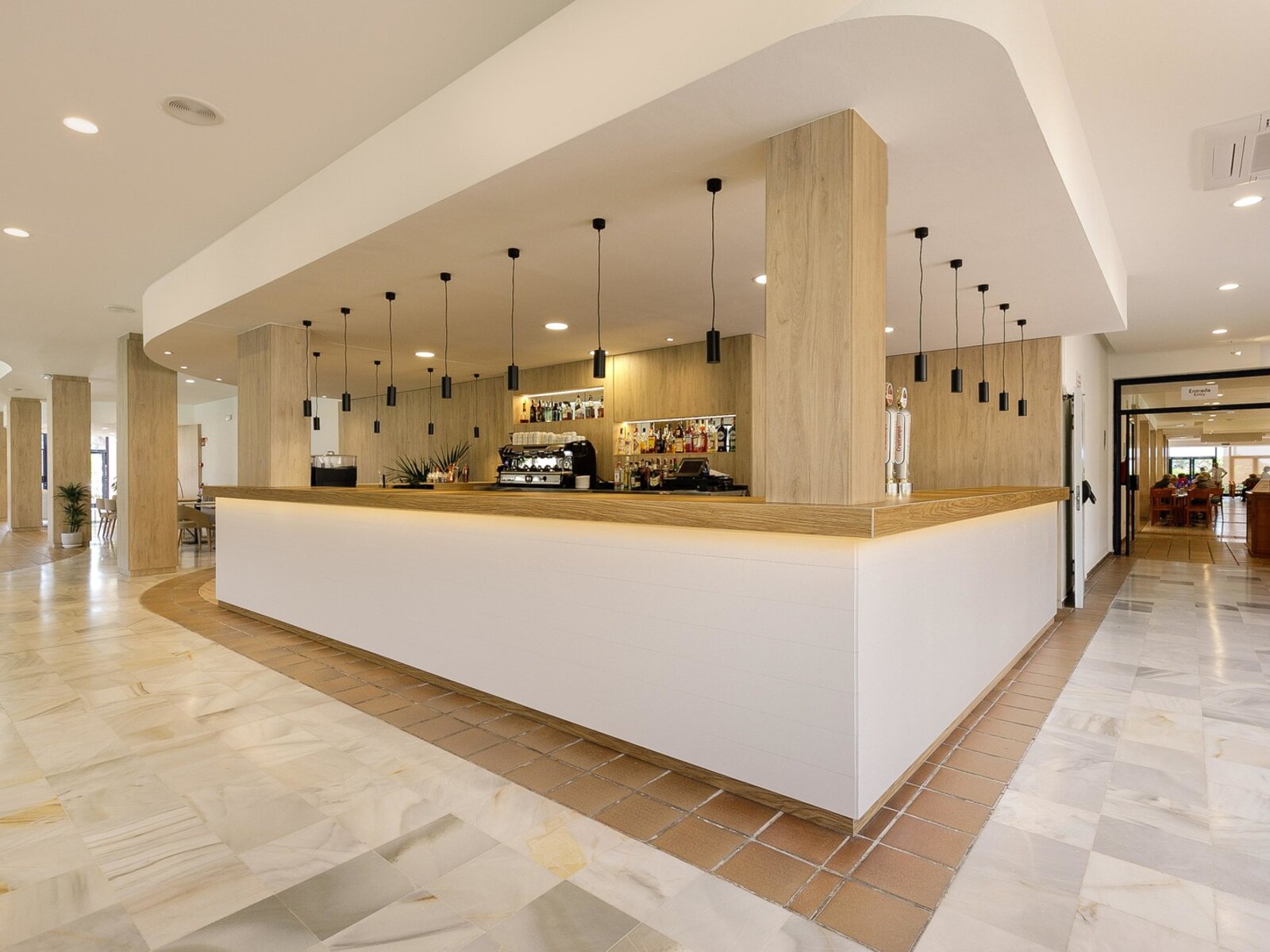 Snack Bar