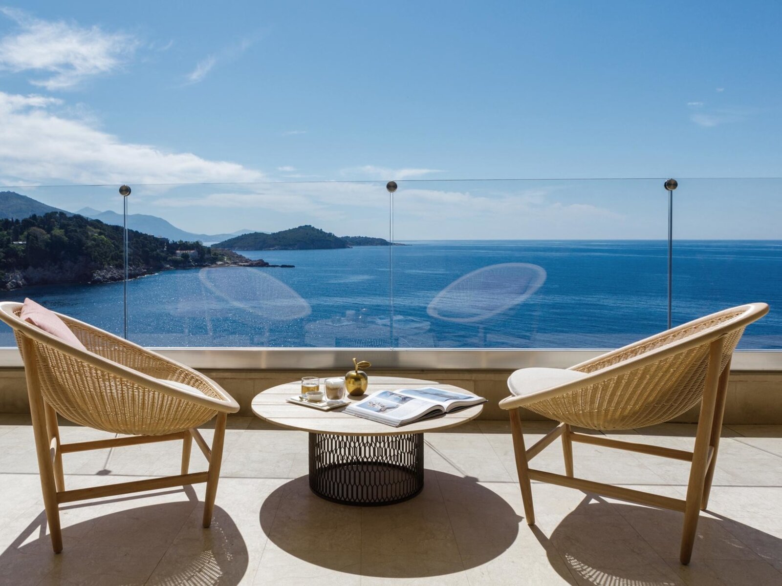 Terrace Libertas & Lobby Bar