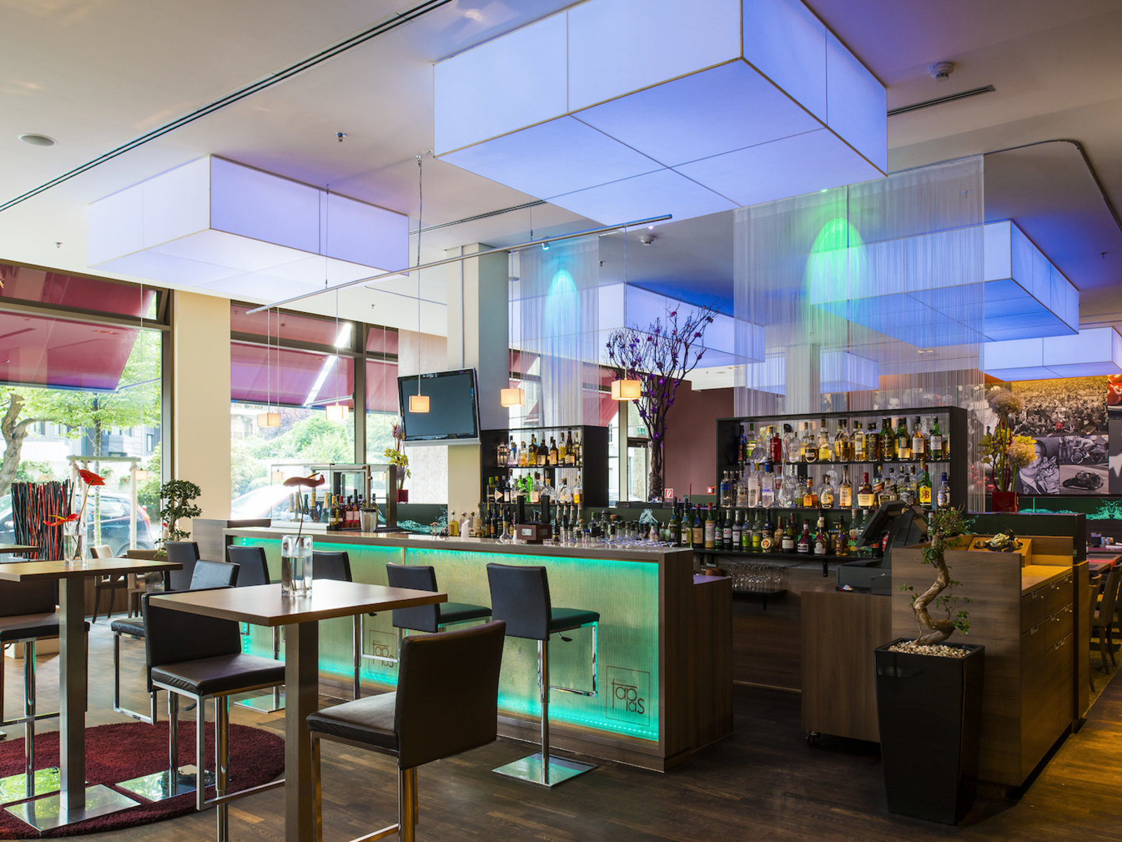 Aqua Restaurant