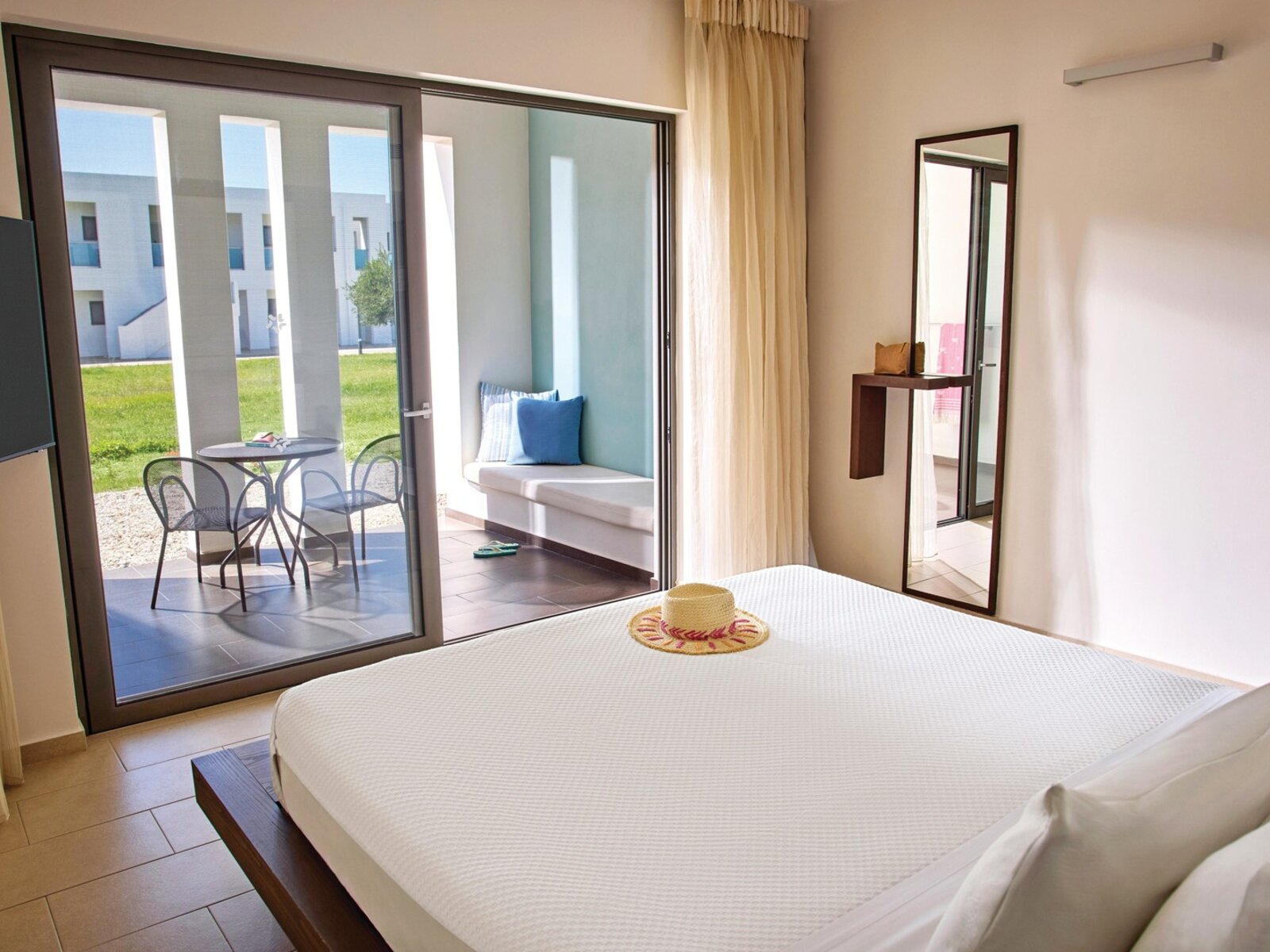 Wohnbeispiel Double Room Garden View (2 pax)