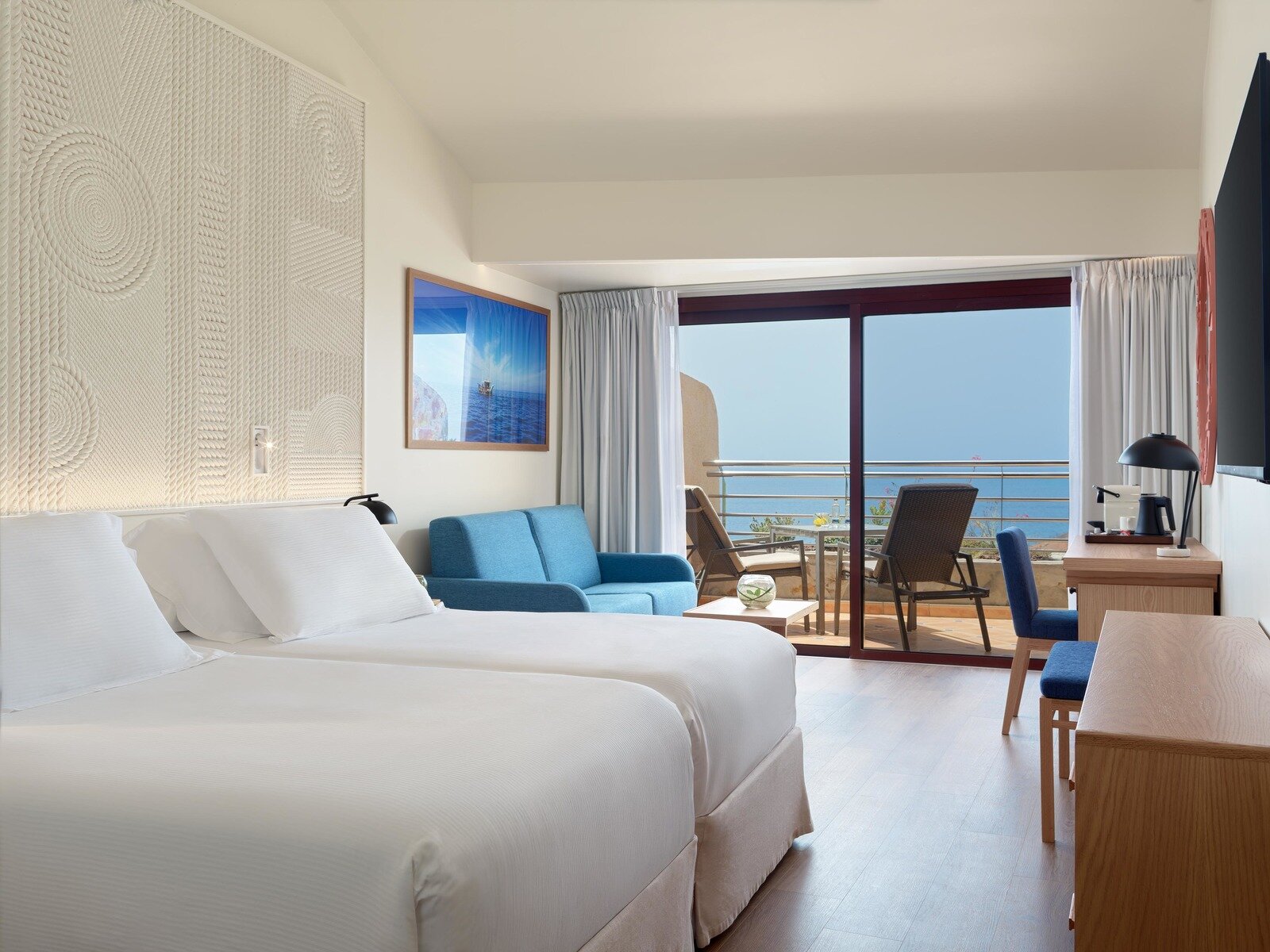 Wohnbeispiel Double Bedroom. Balcony or Terrace Superior Sea View
