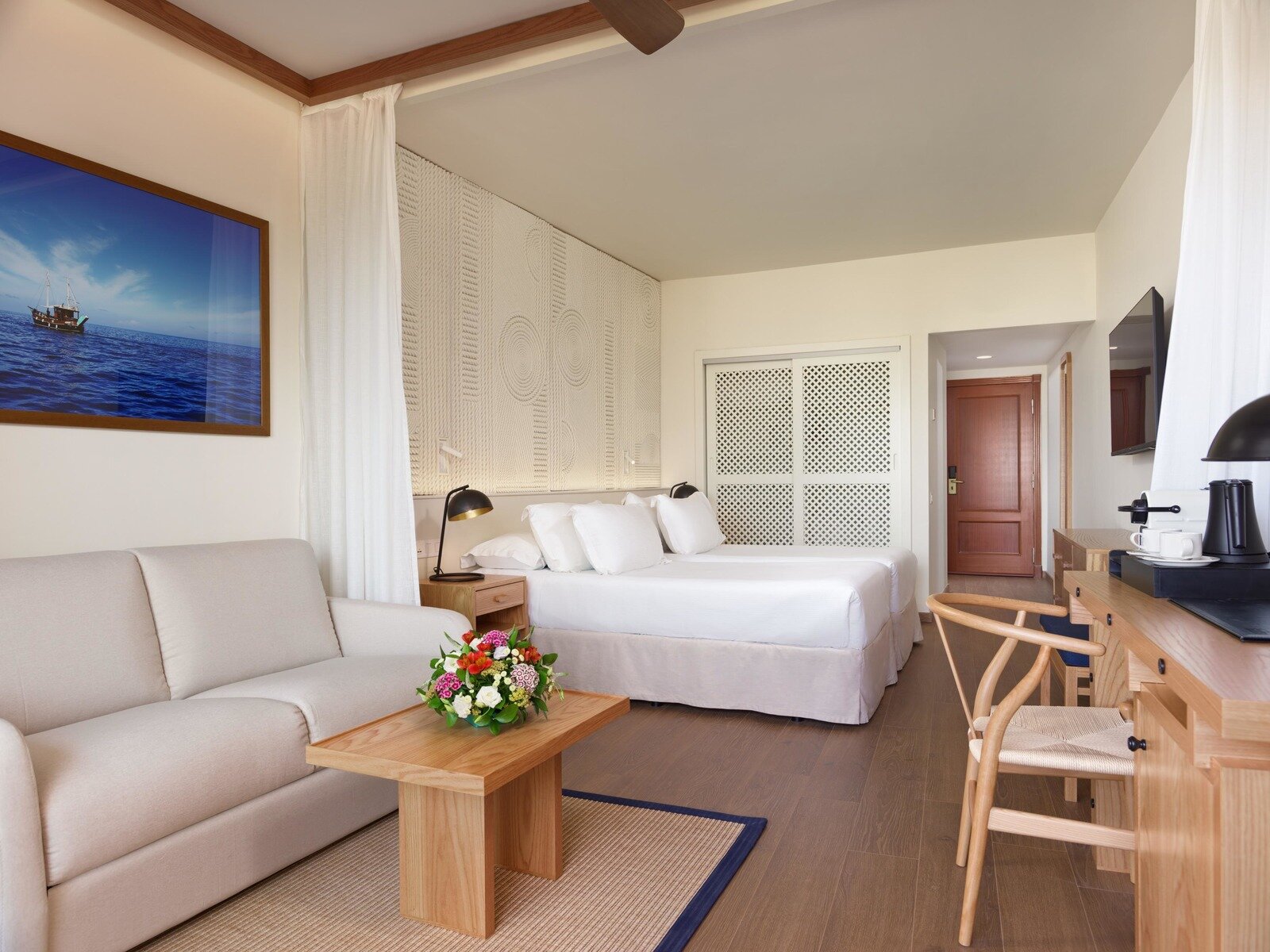 Wohnbeispiel Double Bedroom. Balcony or Terrace Superior