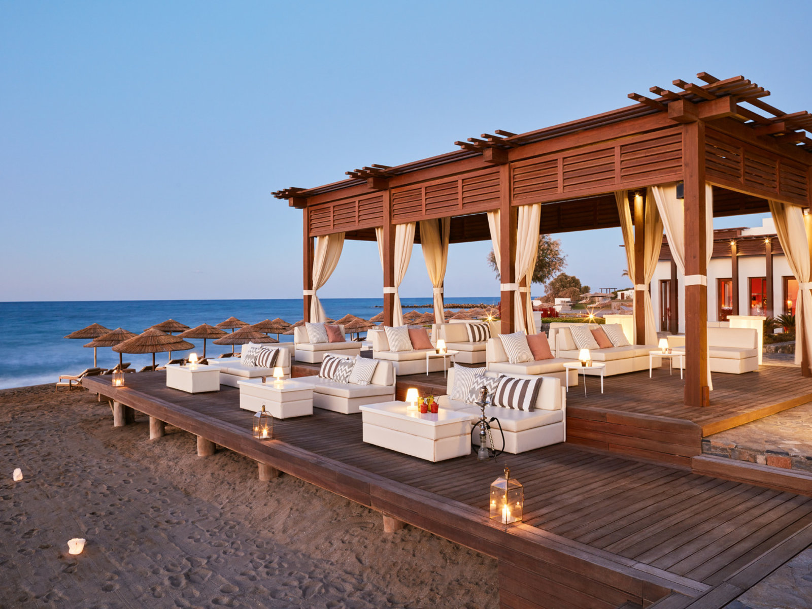 Sunset Lounge