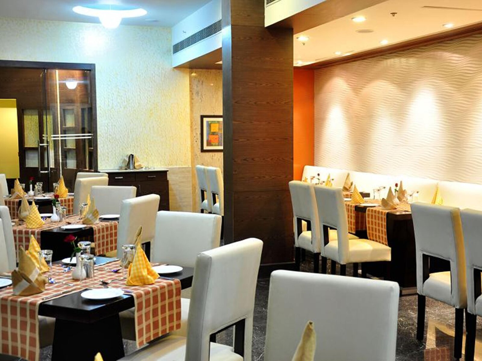 City Park Airport A Boutique Hotel www.tui.at