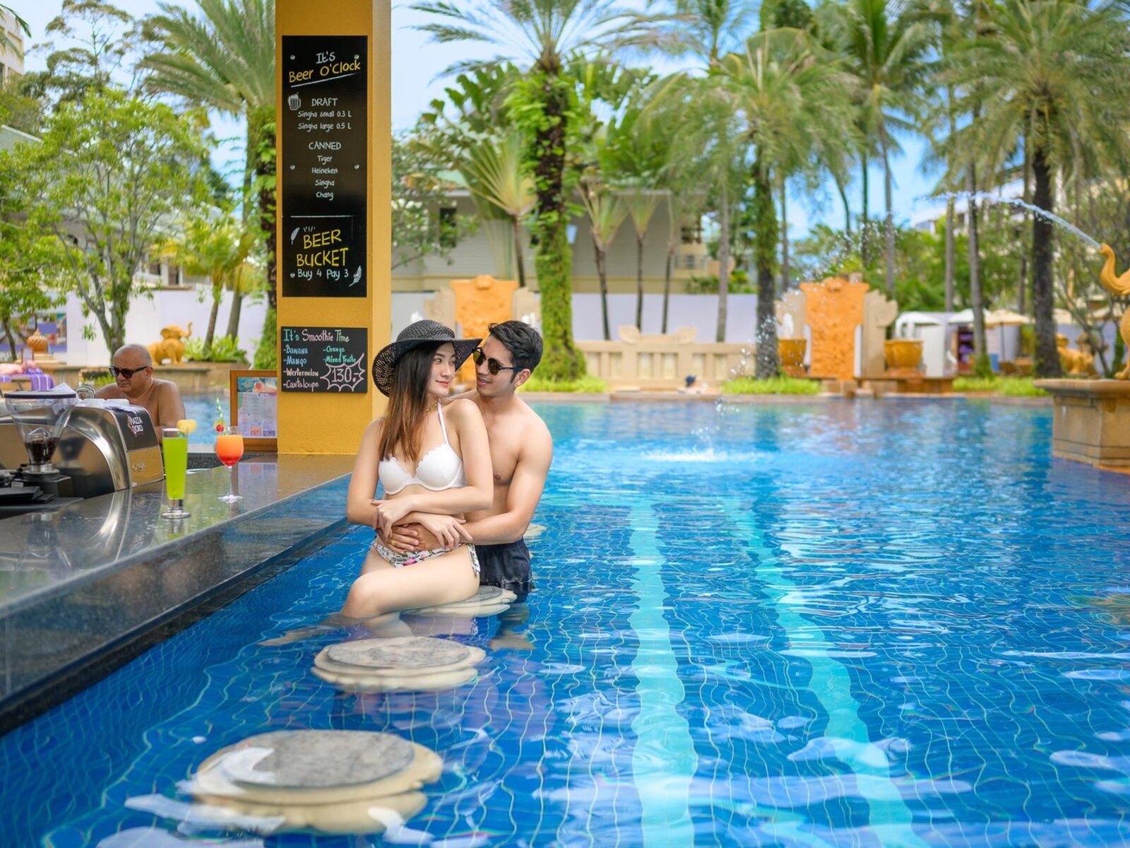 Busakorn Swim Up Bar