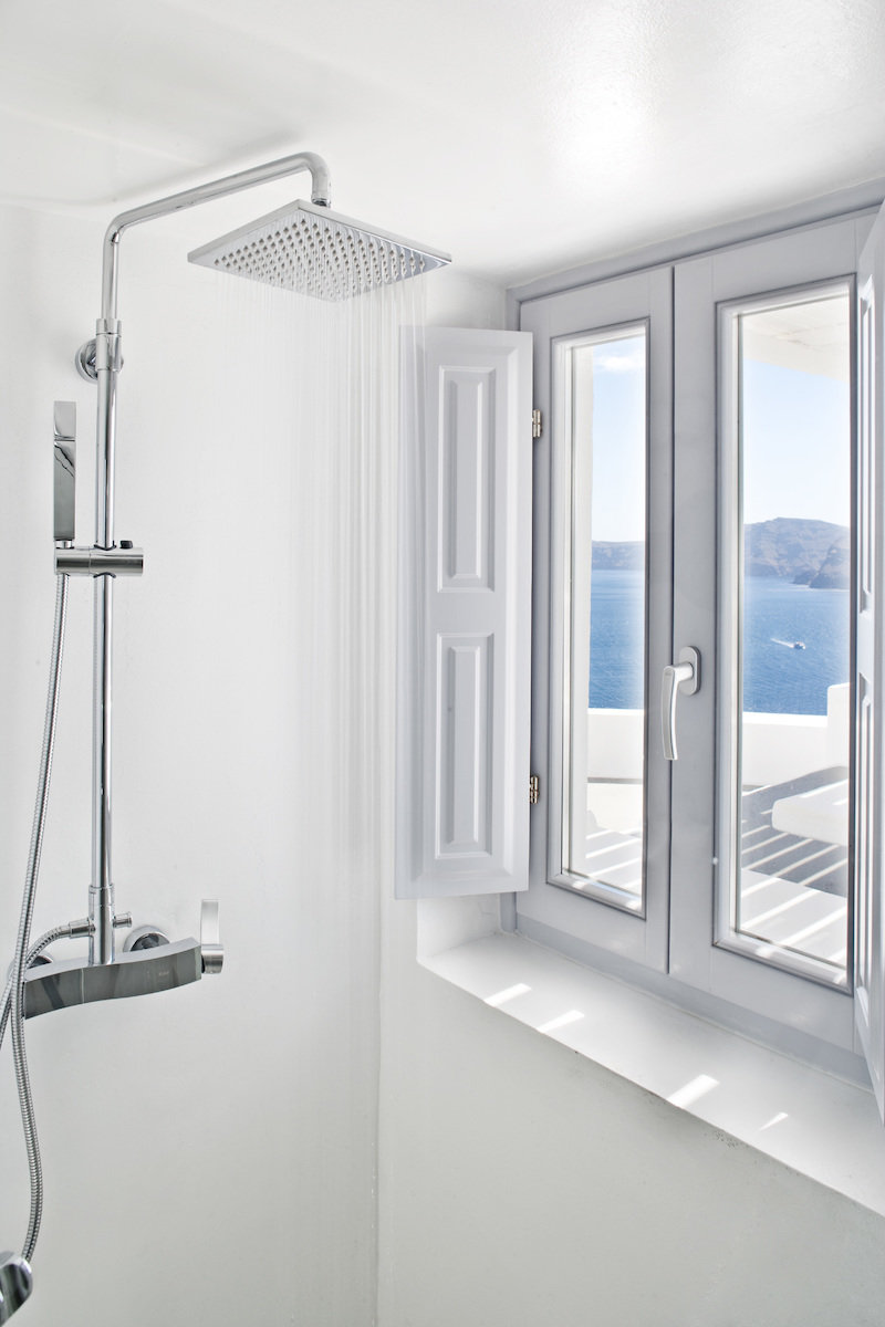 Wohnbeispiel Superior Suite with open air jetted yube