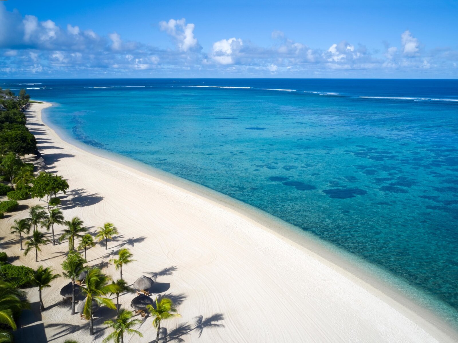 Le Morne Beach
