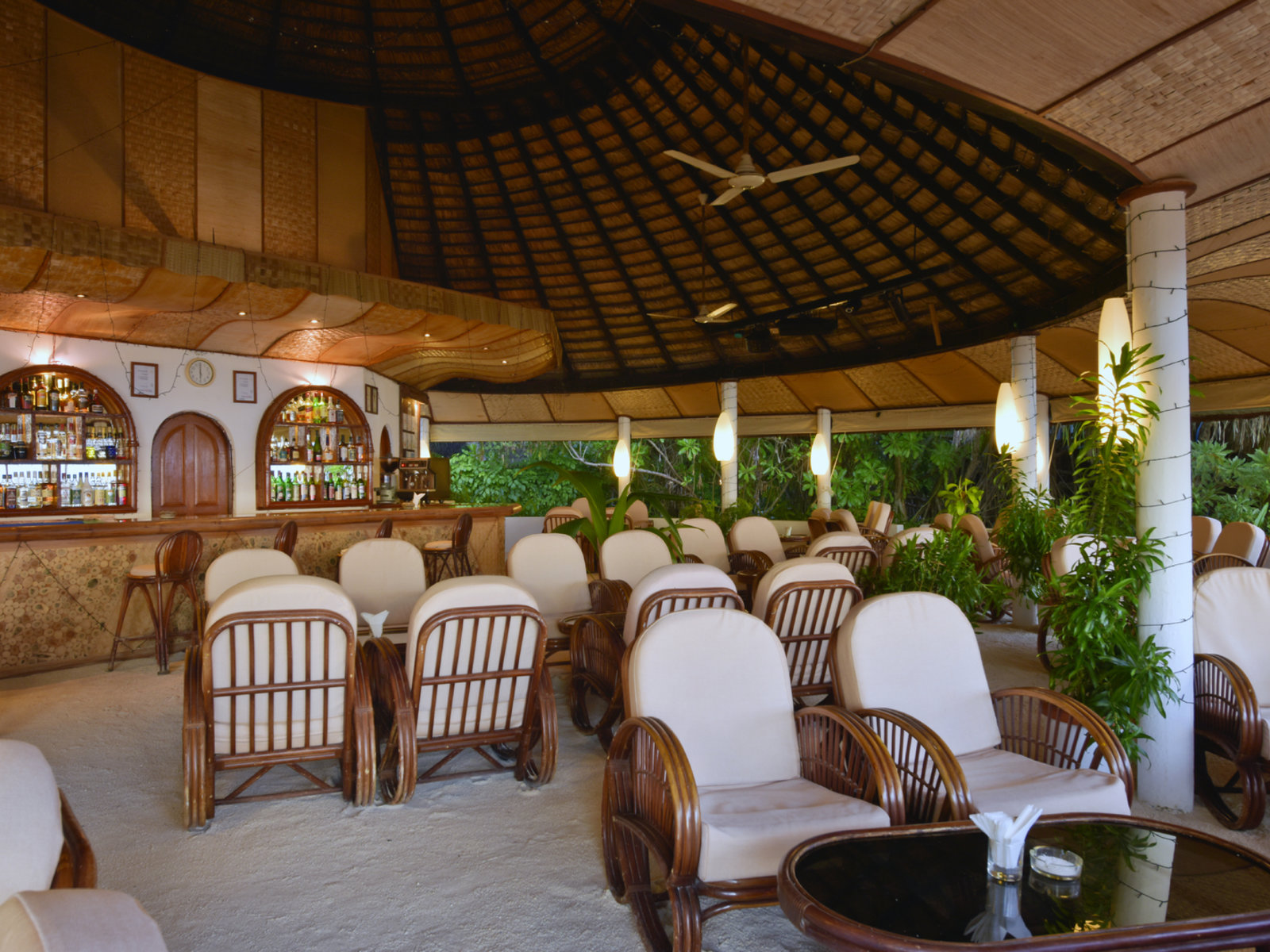 Angaga Main Bar