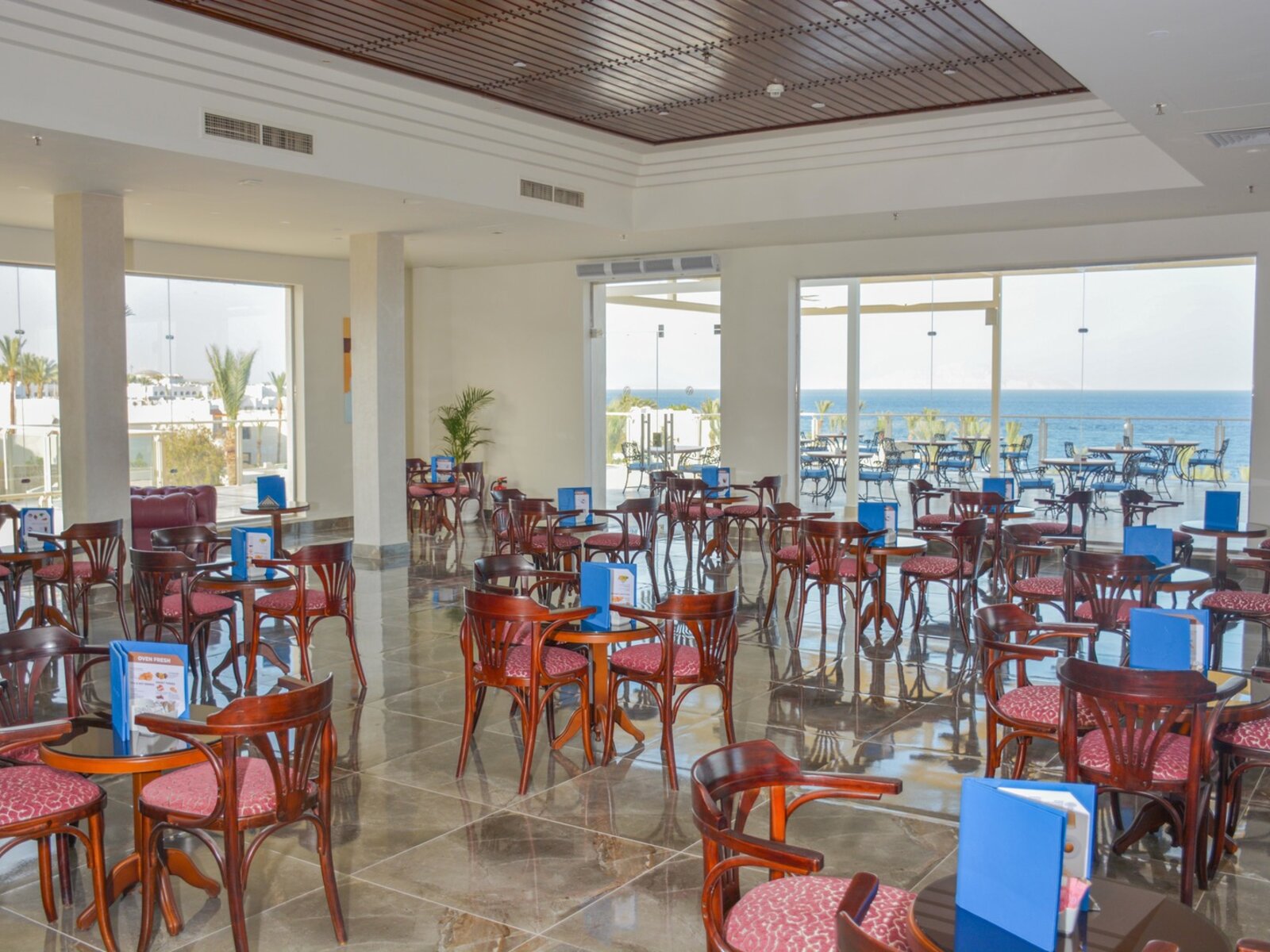 Lobby Bar