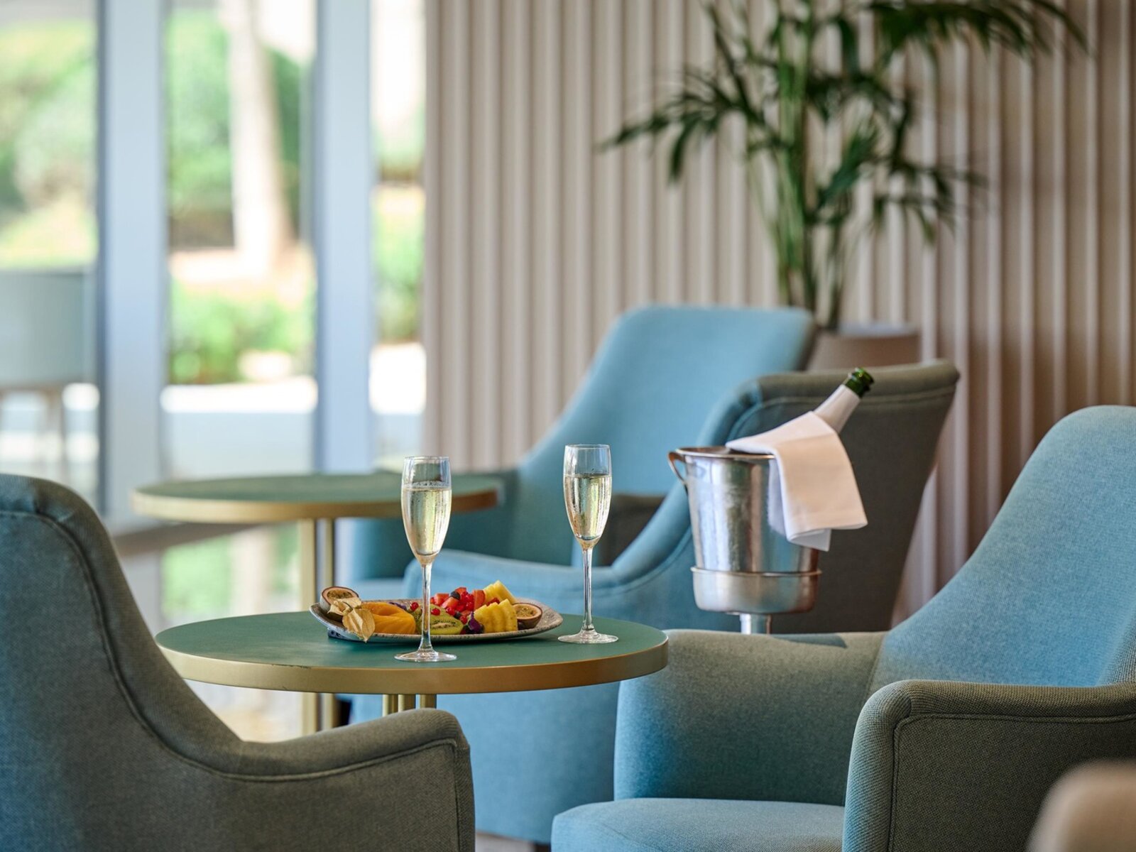 Lobby Bar