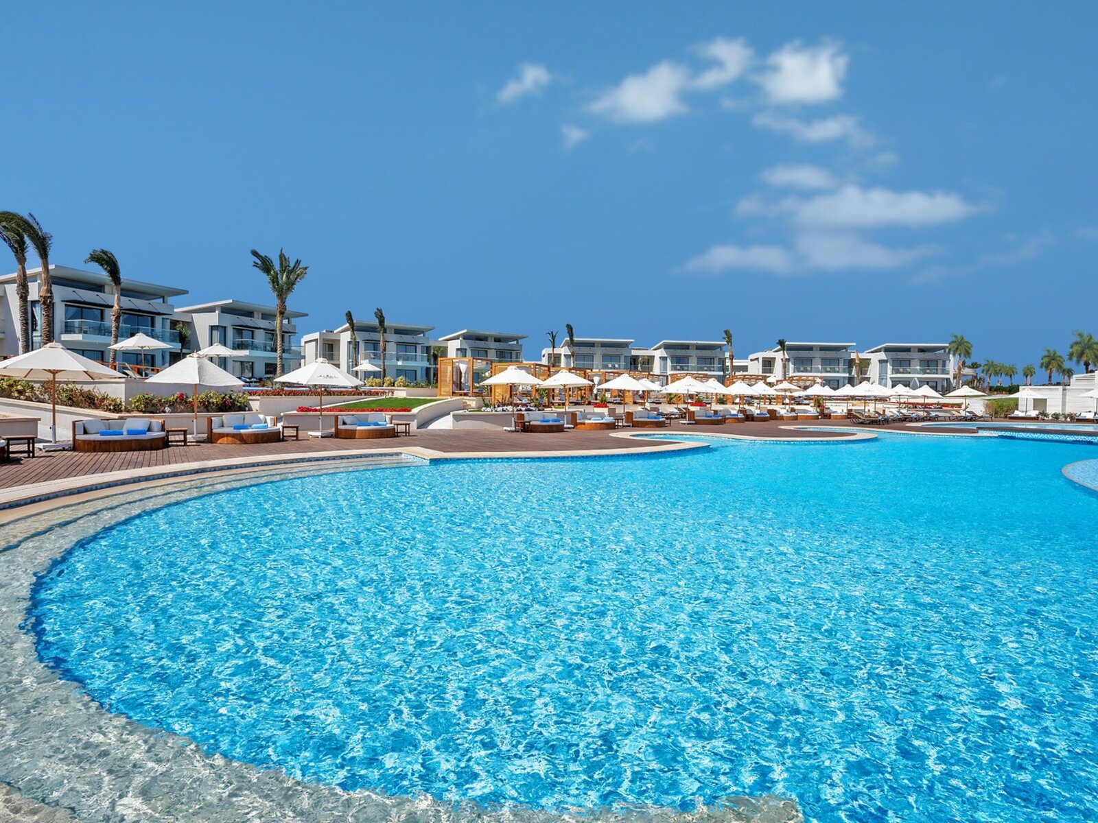 Entertainment Pool