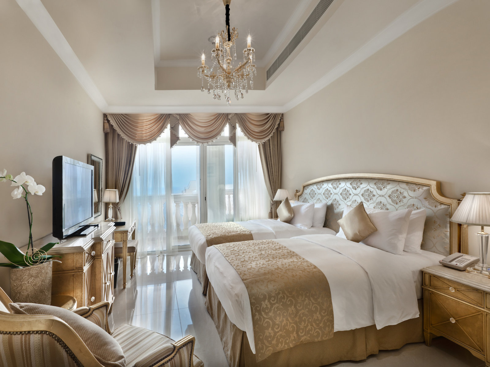 Wohnbeispiel Three Bedroom Family Suite