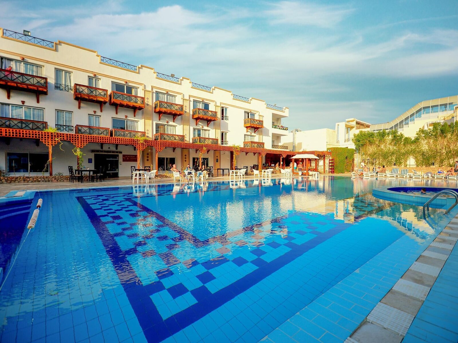 Pool