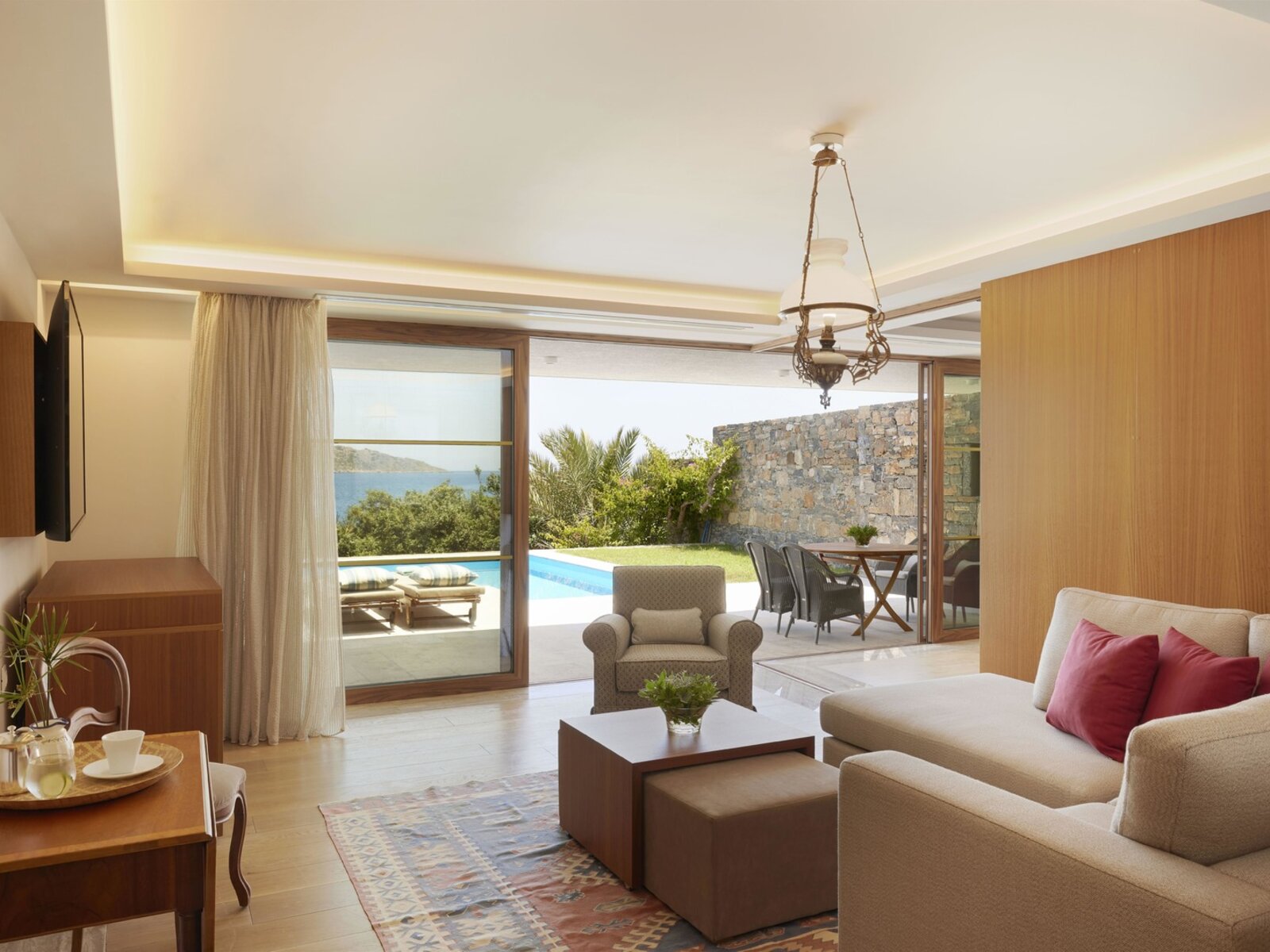 Wohnbeispiel One bedroom Legendary Villa