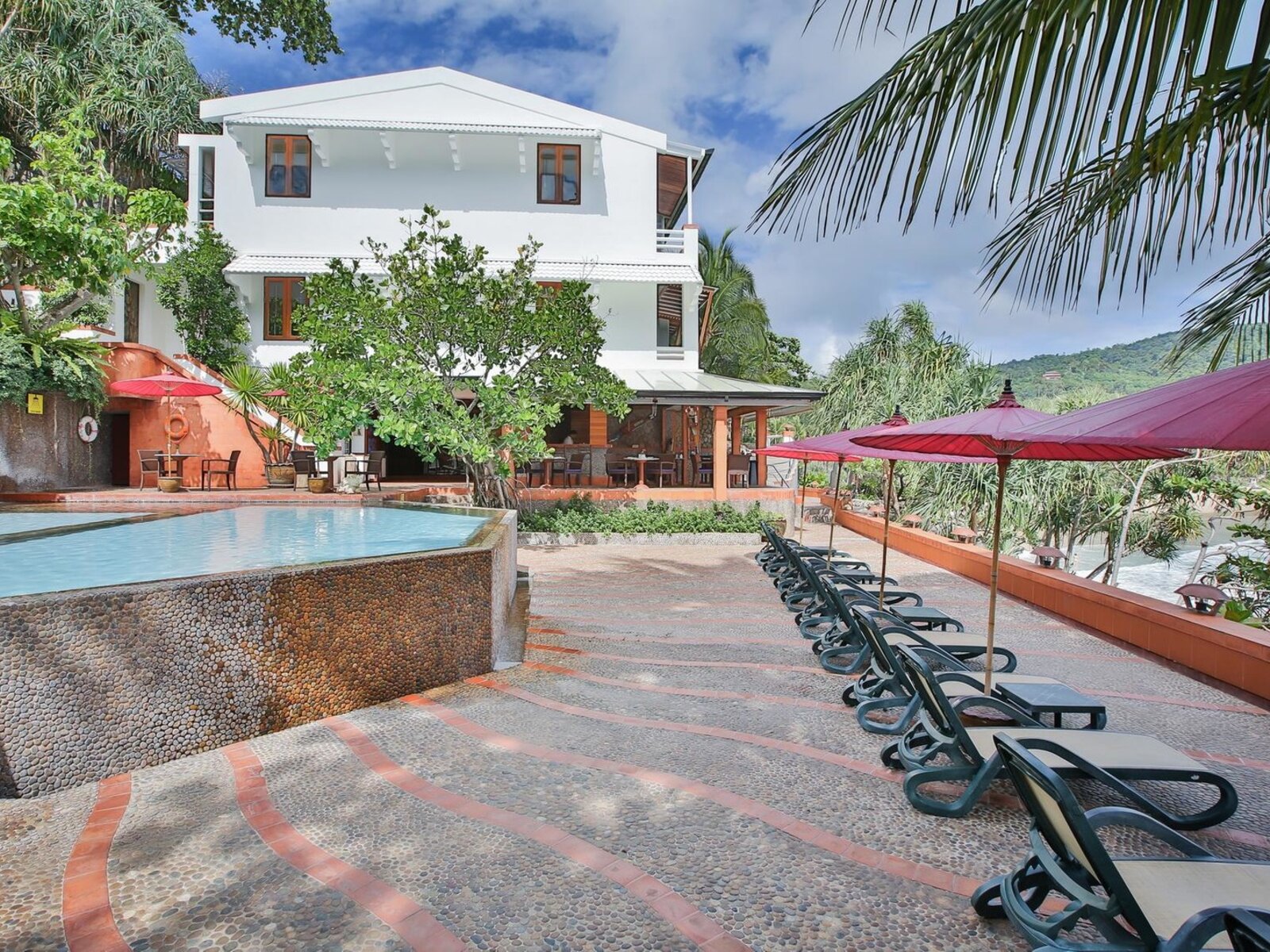 Pool Bar