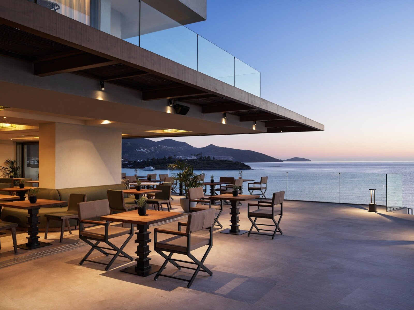 Mira restaurant