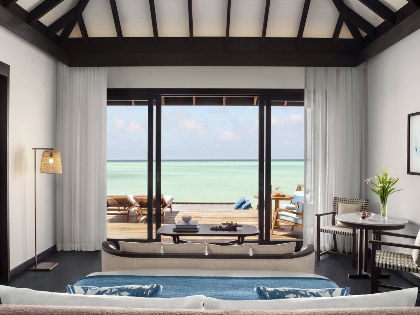 Wohnbeispiel Deluxe Over Water Pool Villa